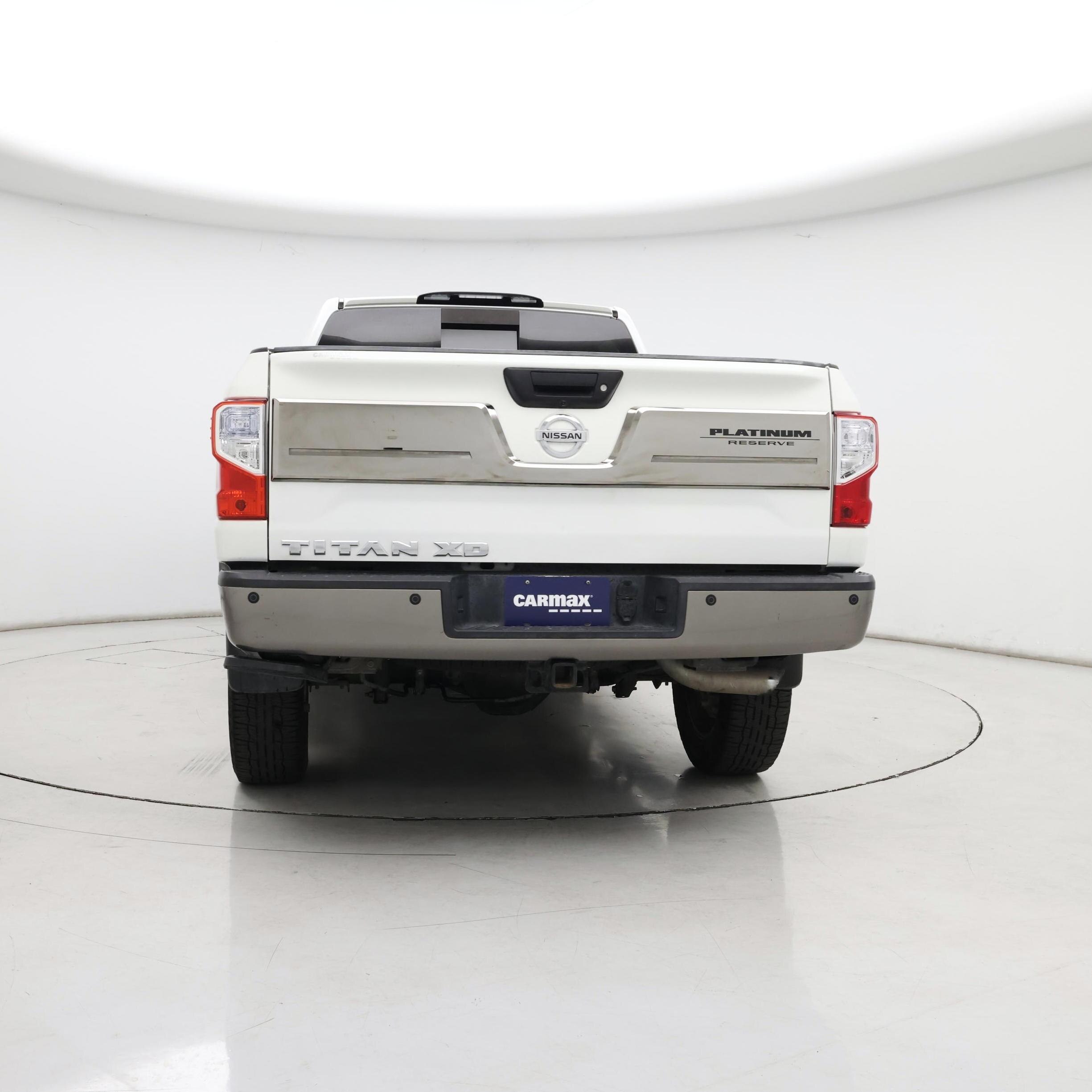 Thumbnail: 2017 Nissan Titan - 6