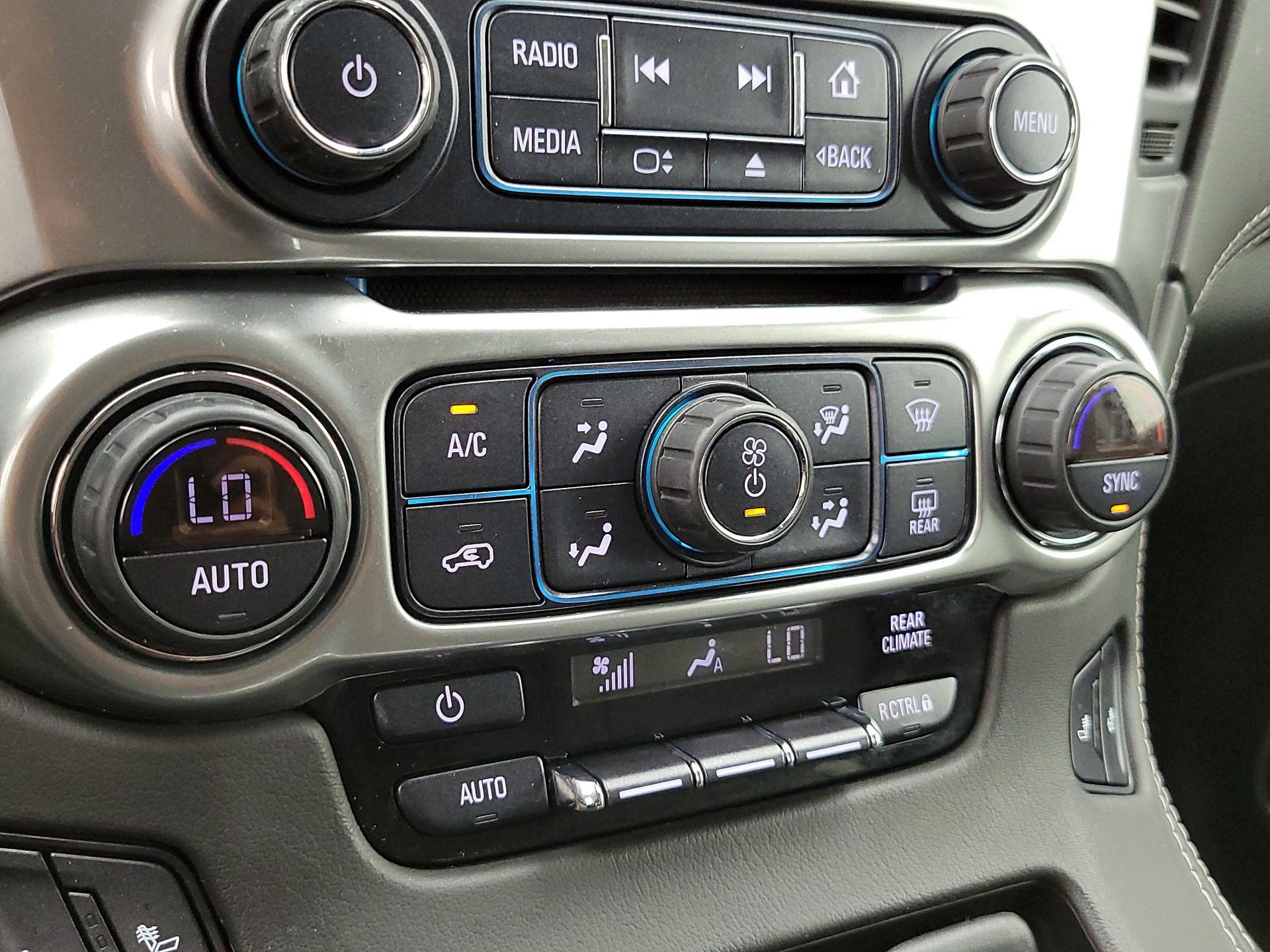 Thumbnail: 2020 Chevrolet Tahoe - 16