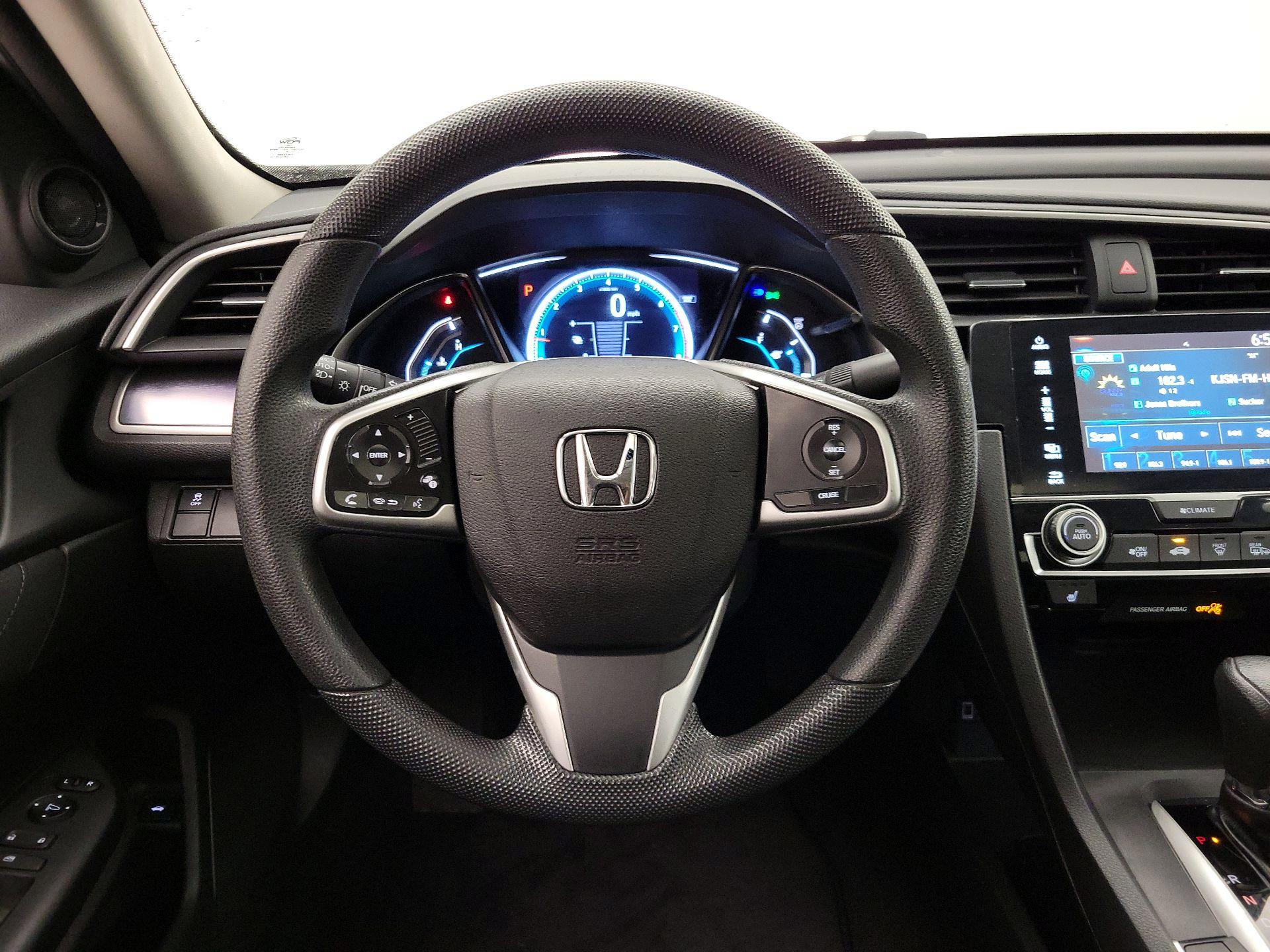 Thumbnail: 2016 Honda Civic - 10