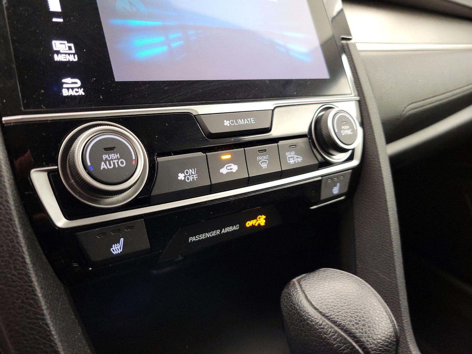 Thumbnail: 2016 Honda Civic - 16