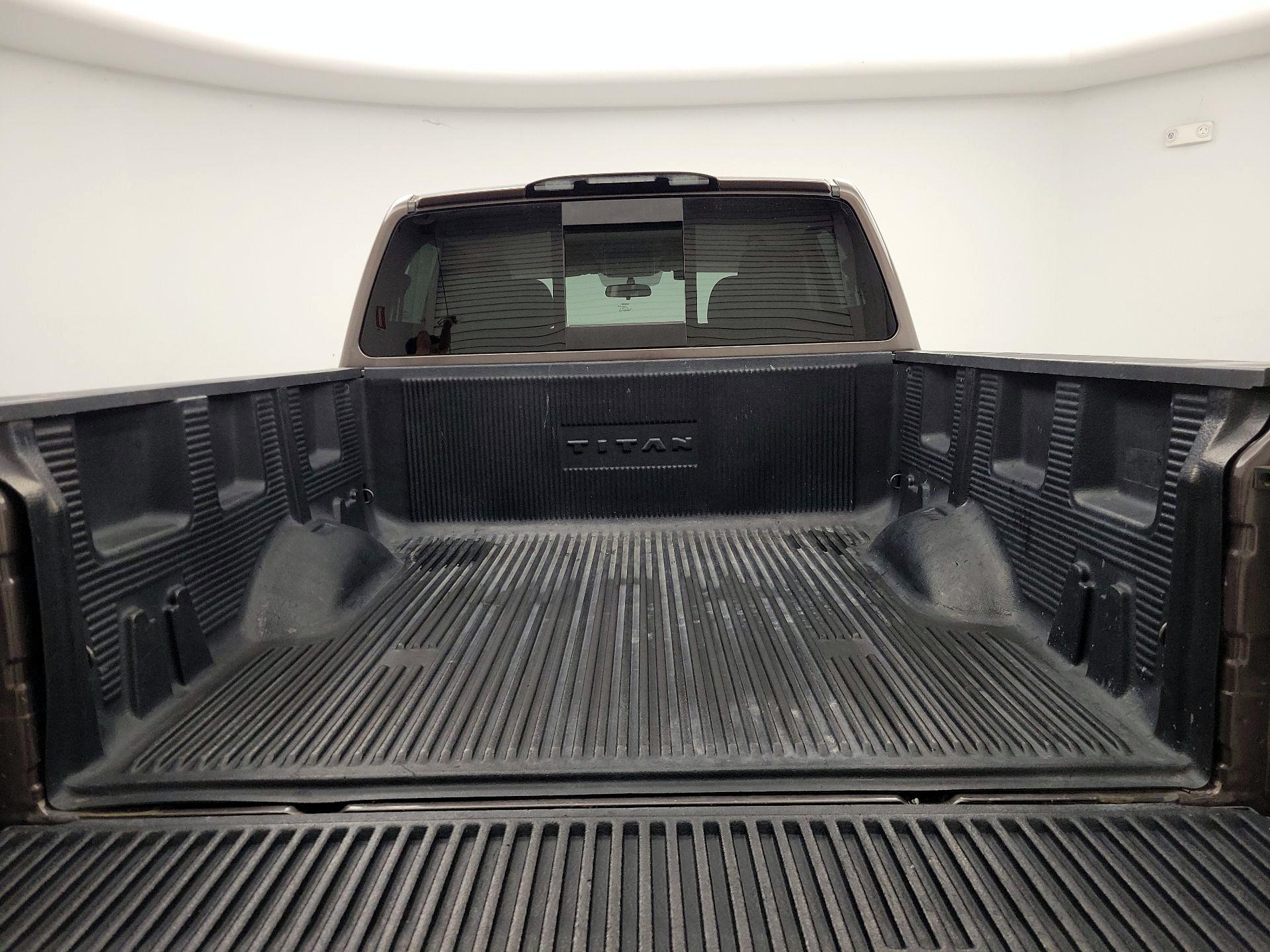 Thumbnail: 2017 Nissan Titan - 19
