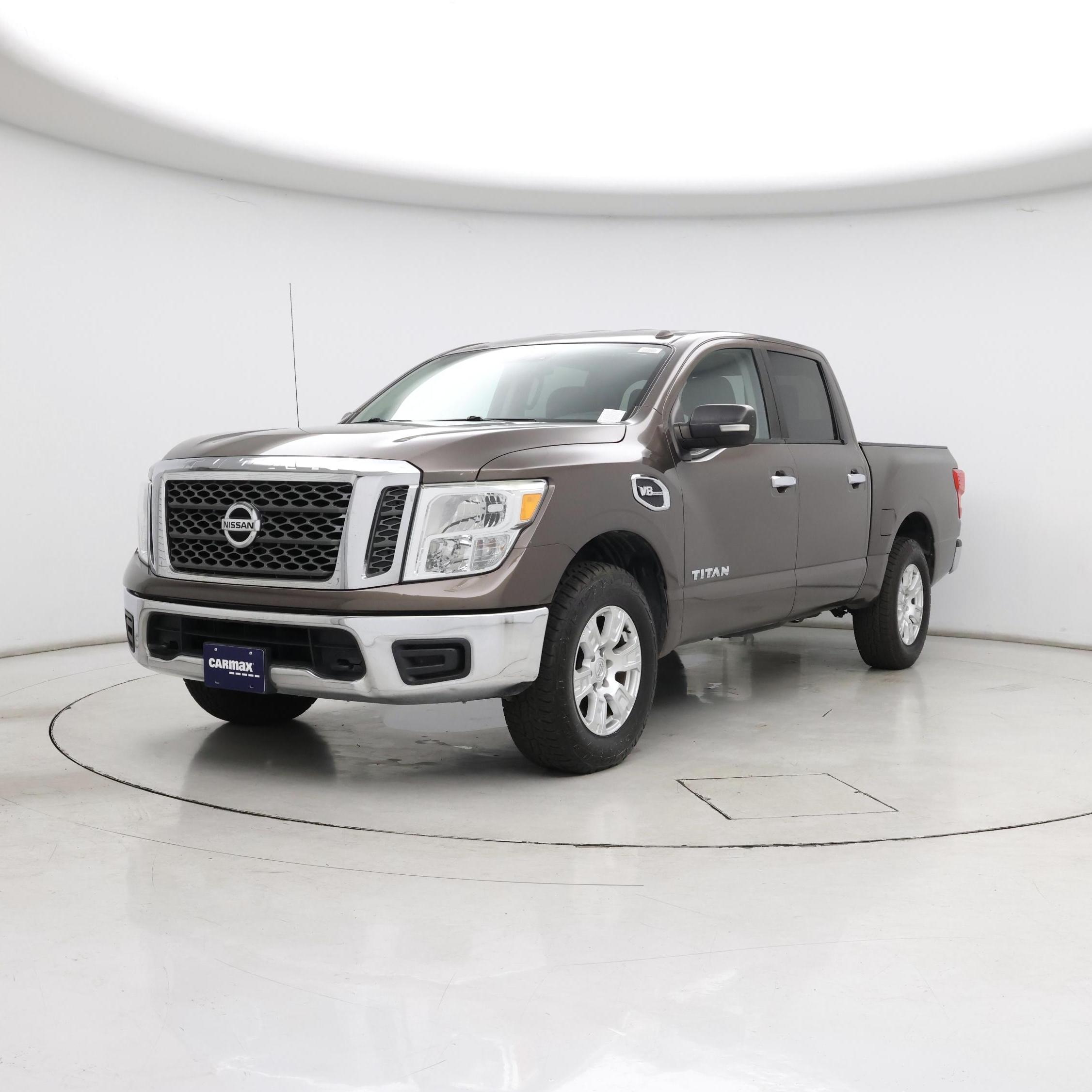 Thumbnail: 2017 Nissan Titan - 4