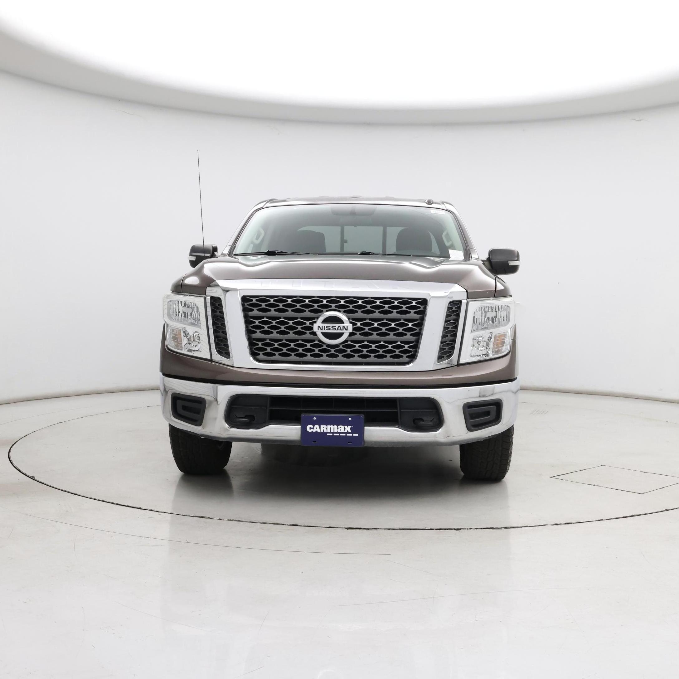 Thumbnail: 2017 Nissan Titan - 5