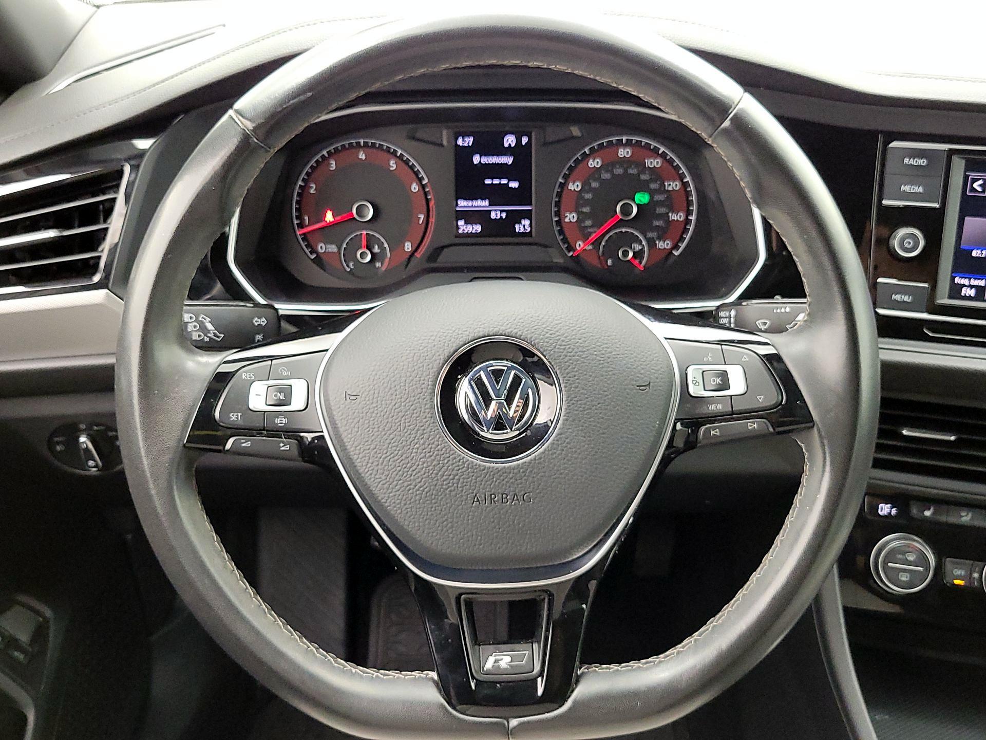 Thumbnail: 2021 Volkswagen Jetta - 10