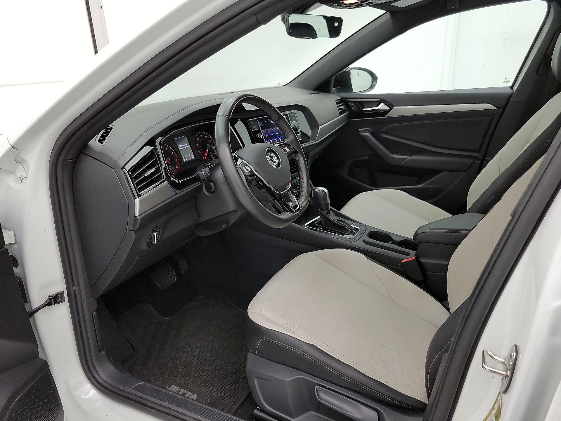 Thumbnail: 2021 Volkswagen Jetta - 11