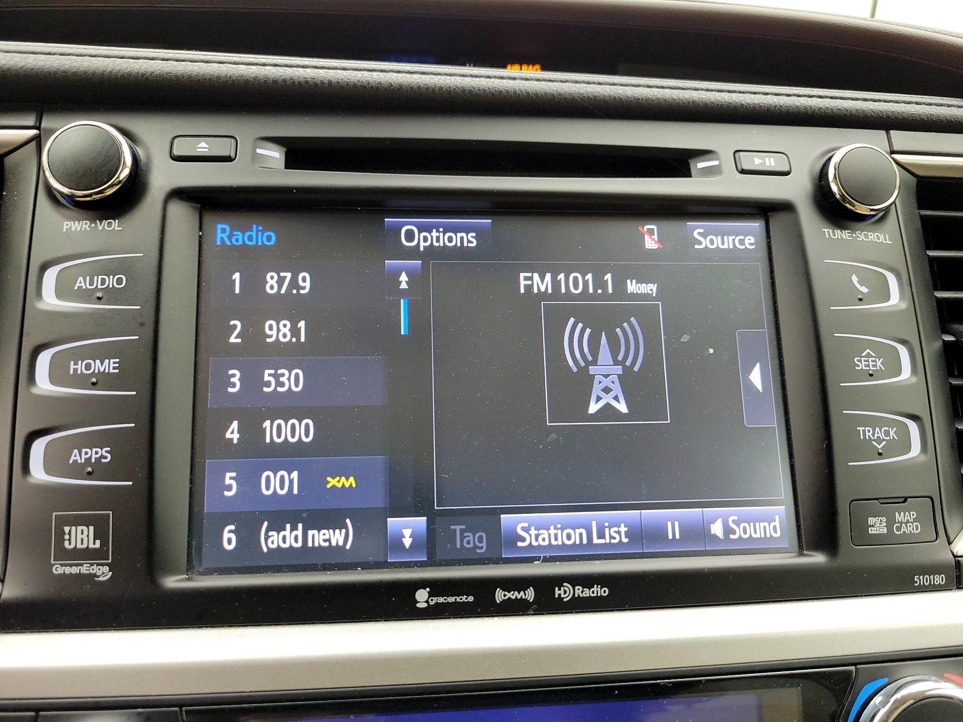 Thumbnail: 2018 Toyota Highlander - 16