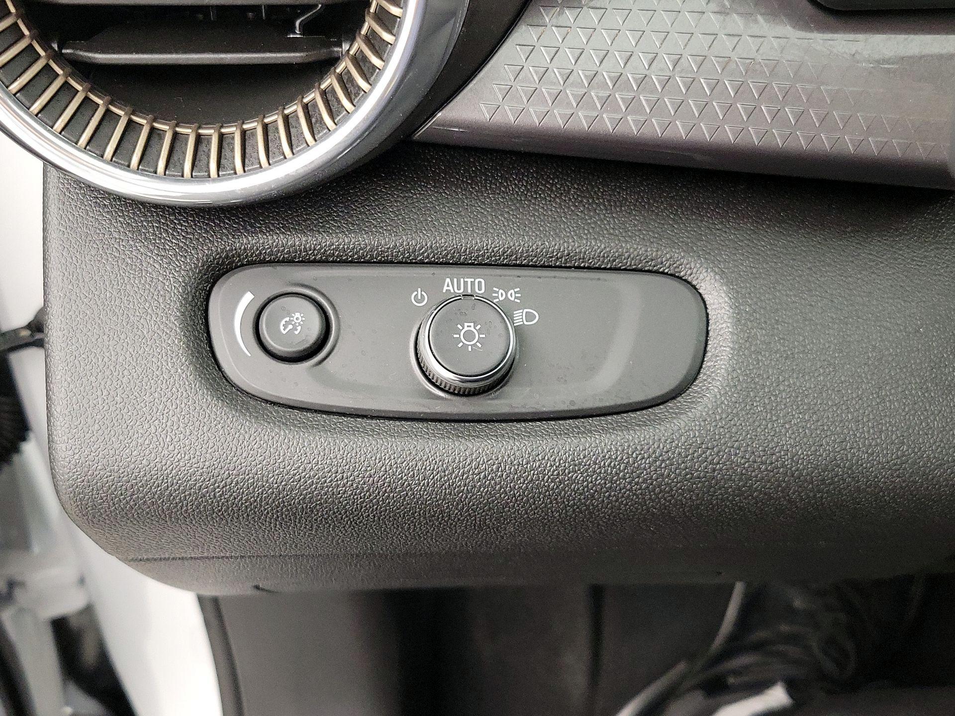 Thumbnail: 2025 Chevrolet Trax - 13