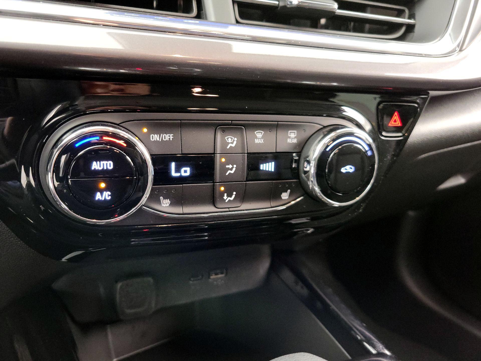 Thumbnail: 2025 Chevrolet Trax - 16