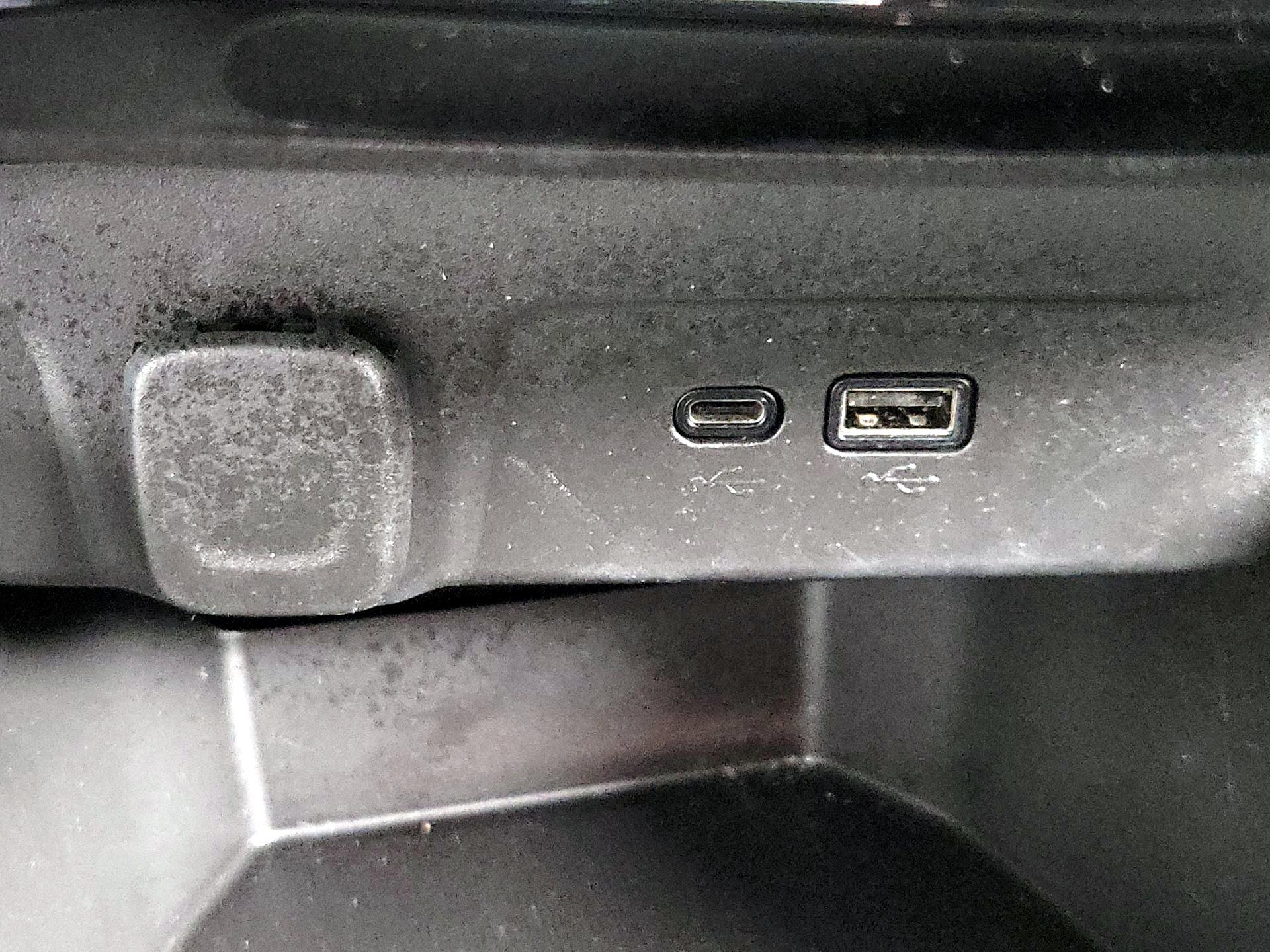 Thumbnail: 2025 Chevrolet Trax - 18