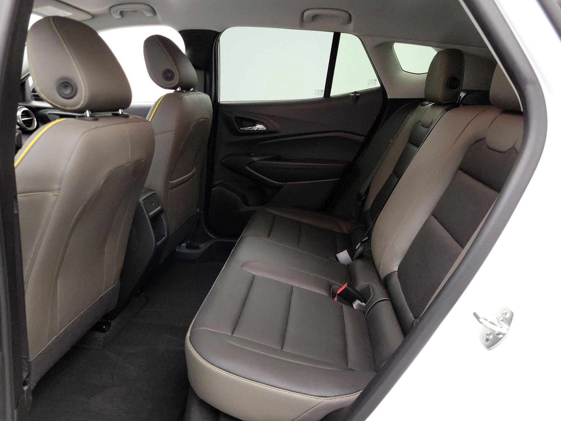 Thumbnail: 2025 Chevrolet Trax - 19