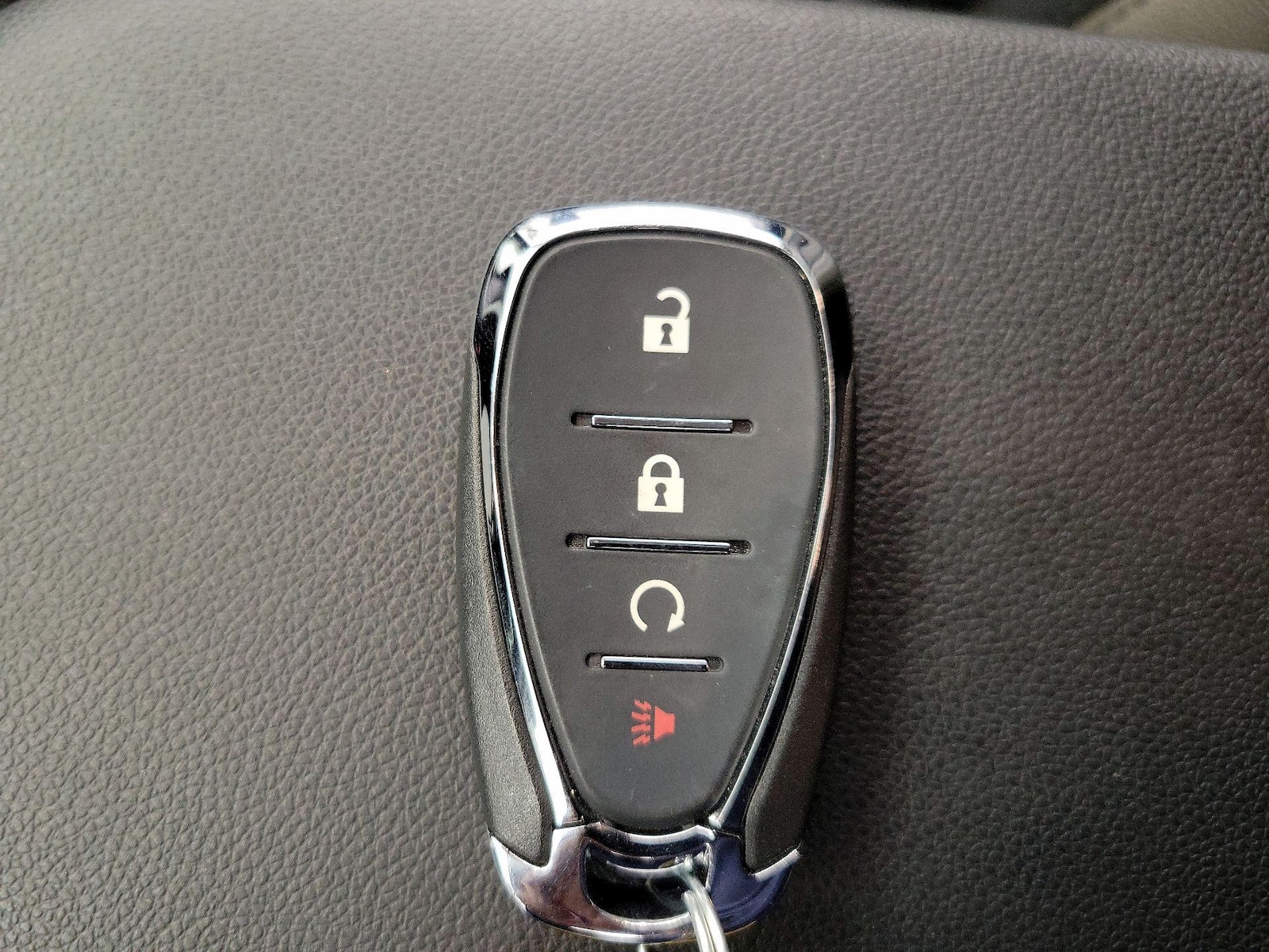 2025 Chevrolet Trax Activ - Photo 23