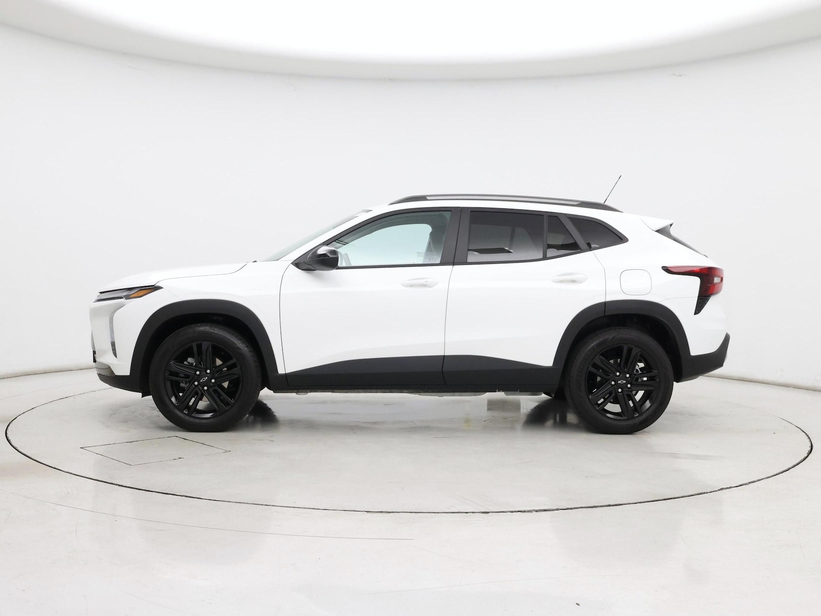 2025 Chevrolet Trax Activ - Photo 4