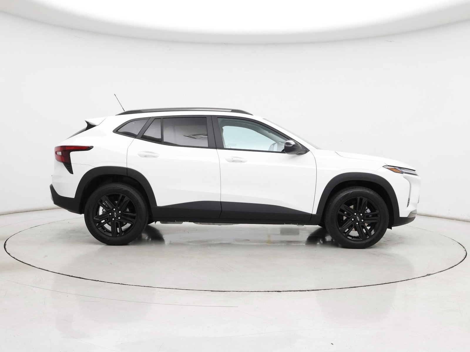2025 Chevrolet Trax Activ - Photo 8
