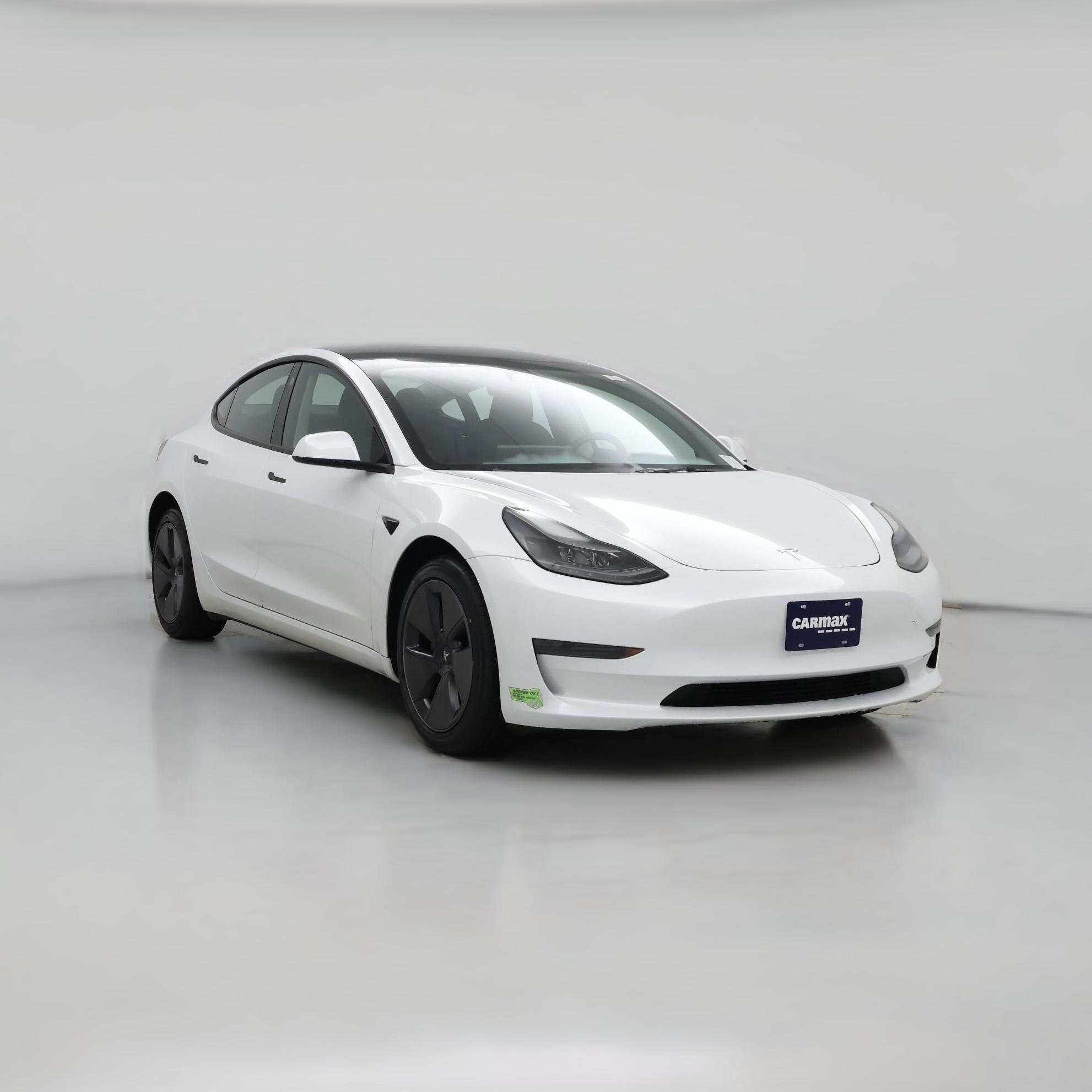 Thumbnail: 2023 Tesla Model 3 - 1