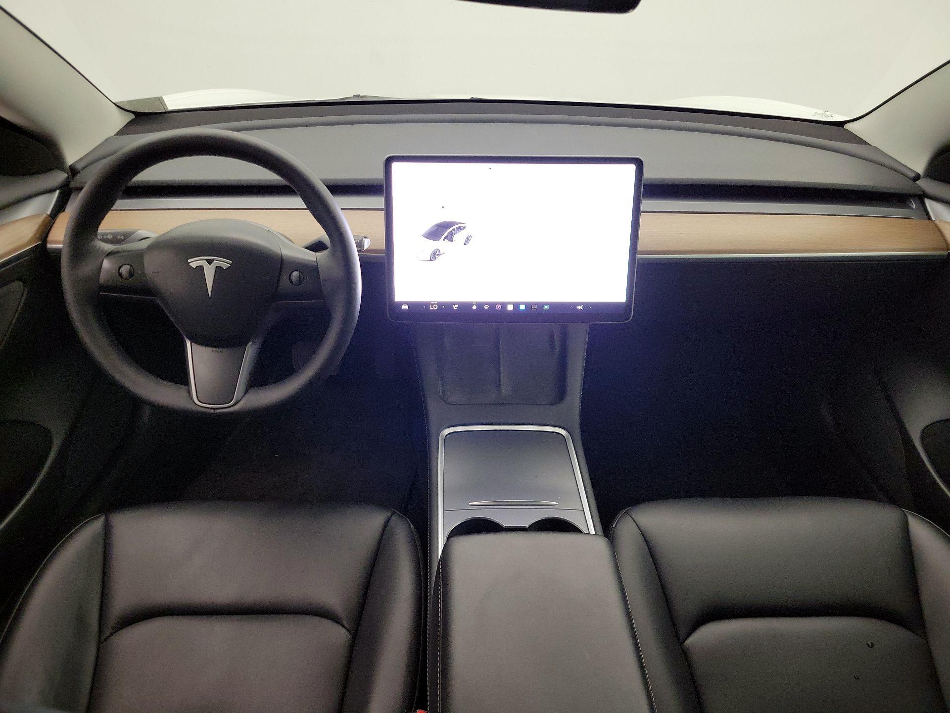 Thumbnail: 2023 Tesla Model 3 - 9