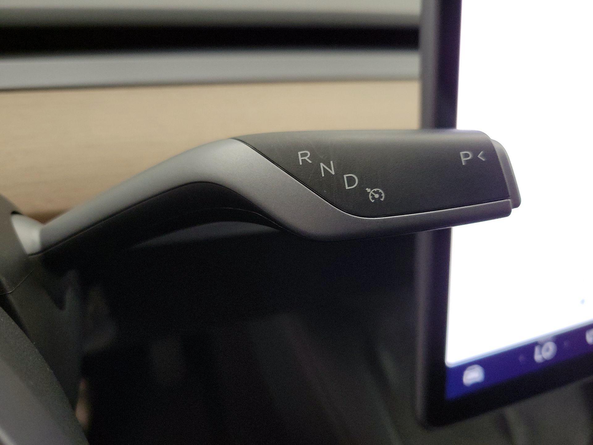 Thumbnail: 2023 Tesla Model 3 - 17