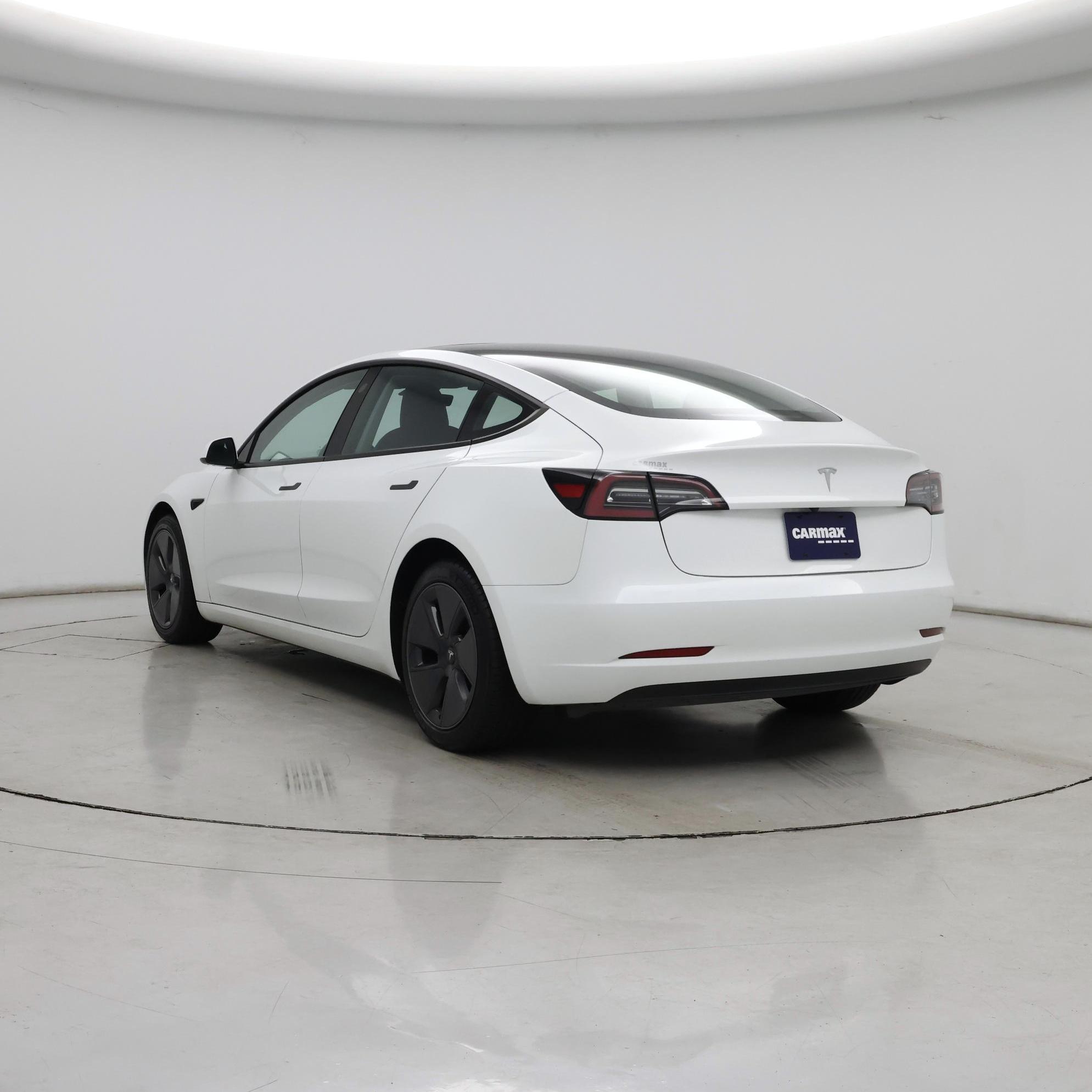 Thumbnail: 2023 Tesla Model 3 - 2