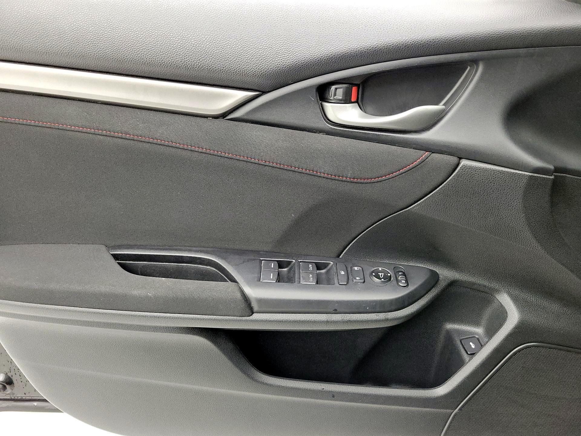 Thumbnail: 2018 Honda Civic - 12