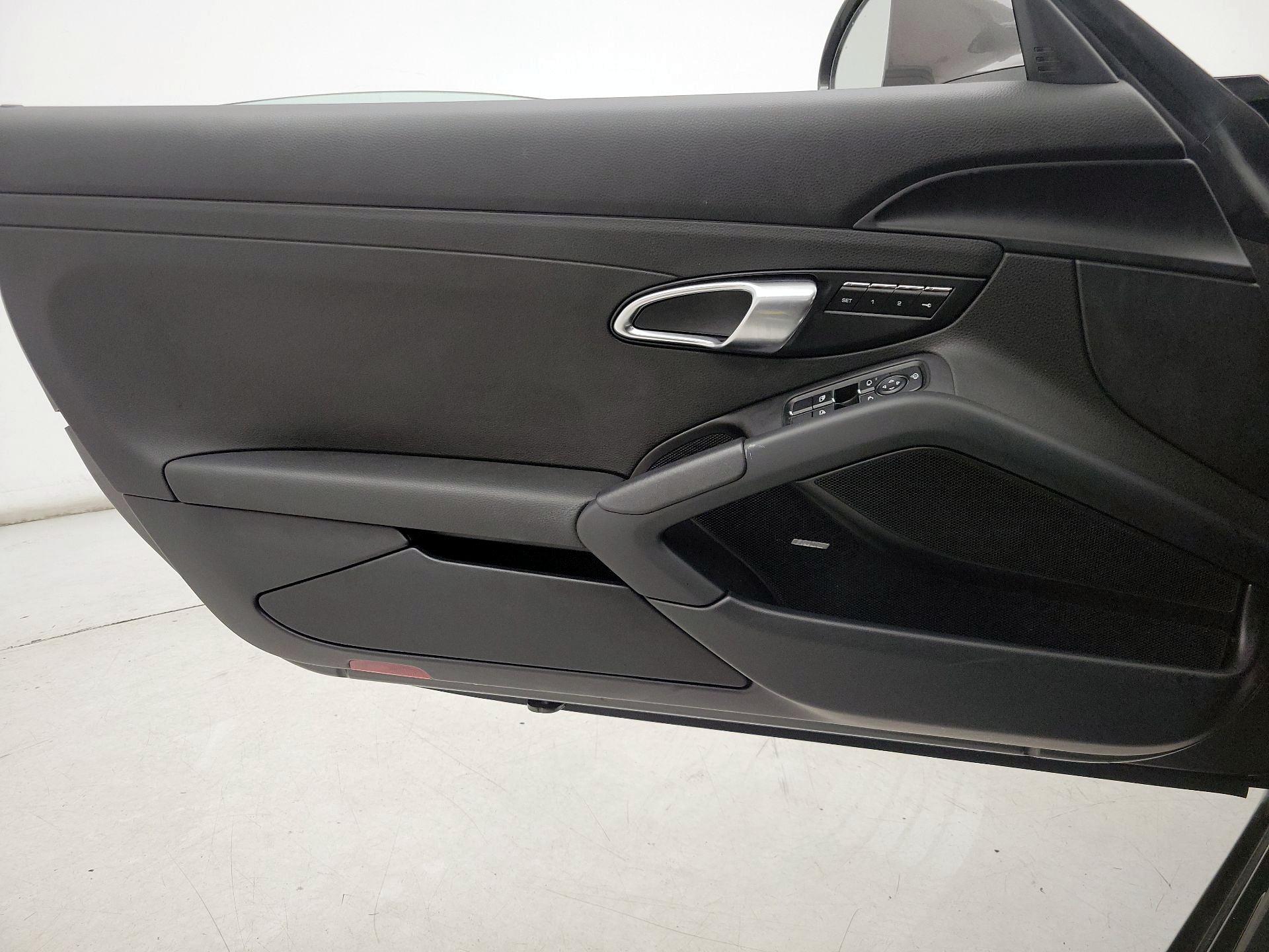 Thumbnail: 2024 Porsche 718 Cayman - 12