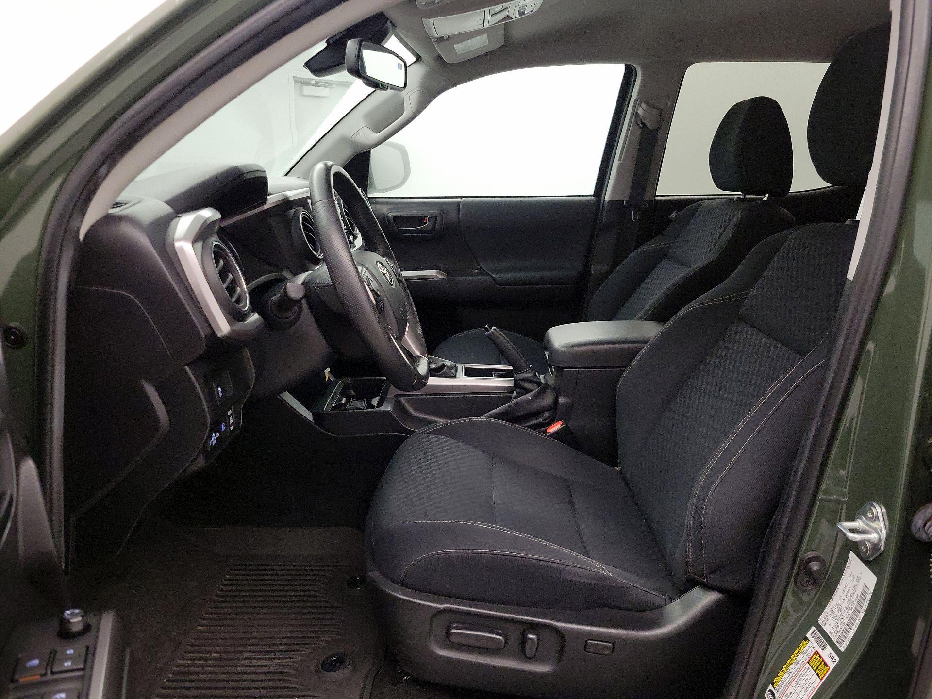 Thumbnail: 2022 Toyota Tacoma - 11