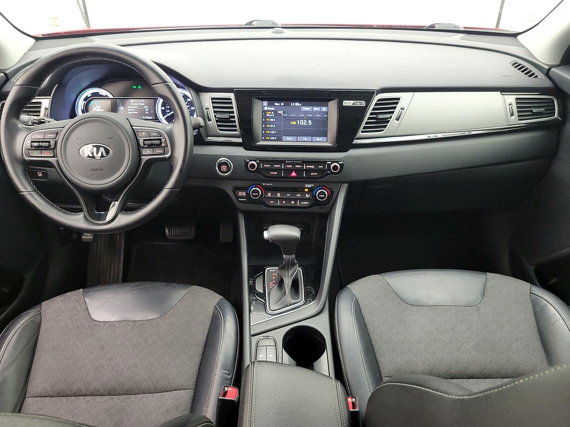 Thumbnail: 2017 Kia Niro - 9