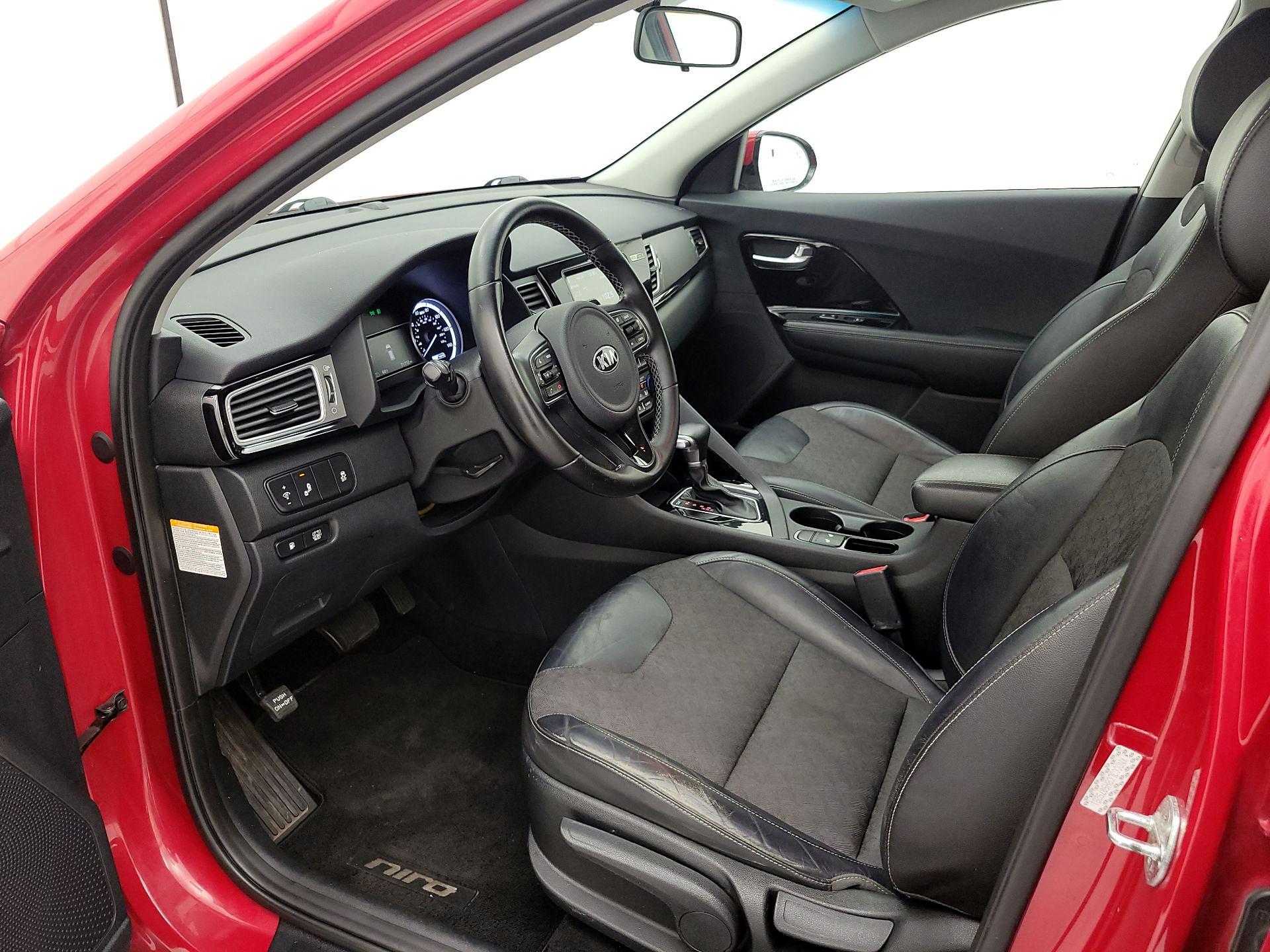 Thumbnail: 2017 Kia Niro - 11