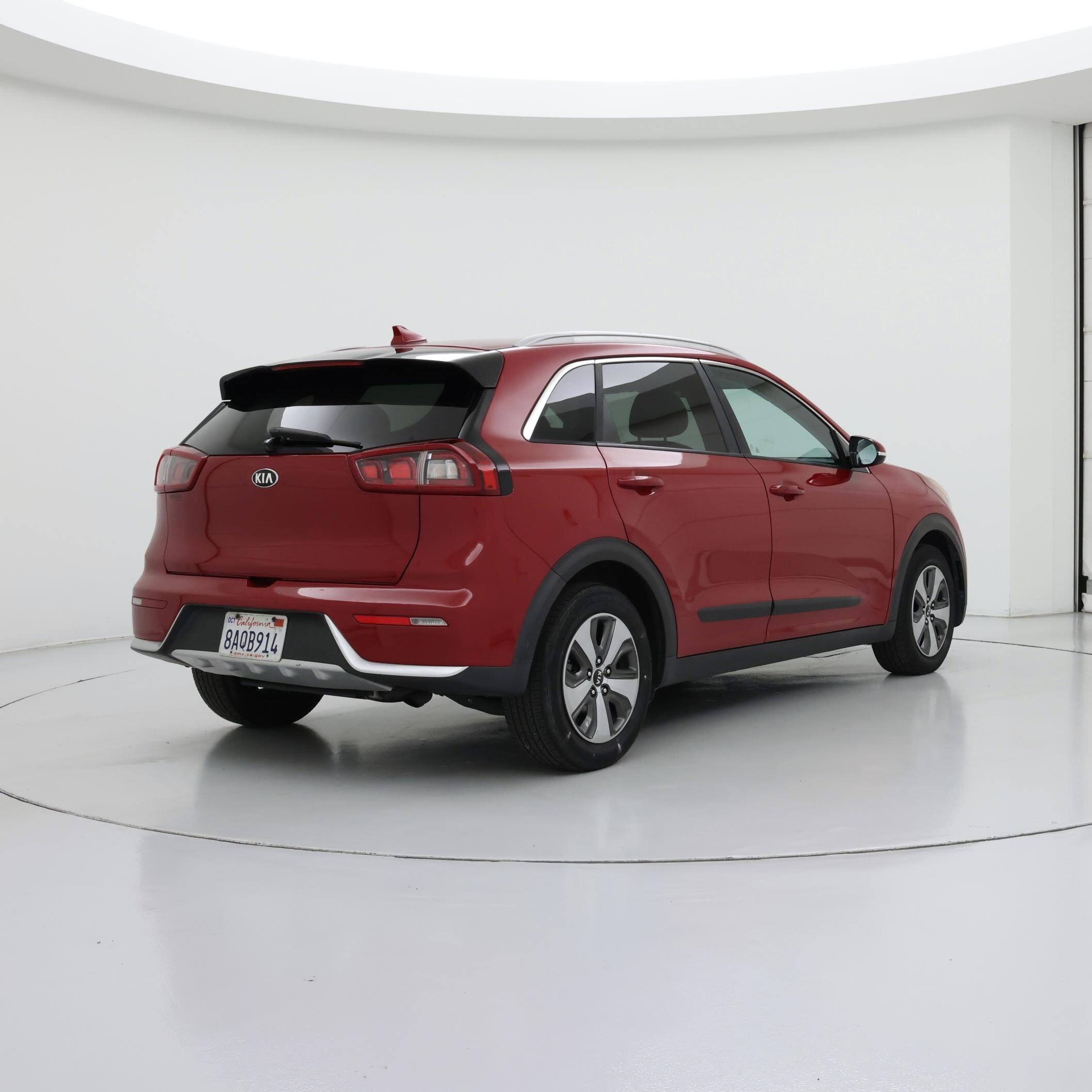 Thumbnail: 2017 Kia Niro - 8