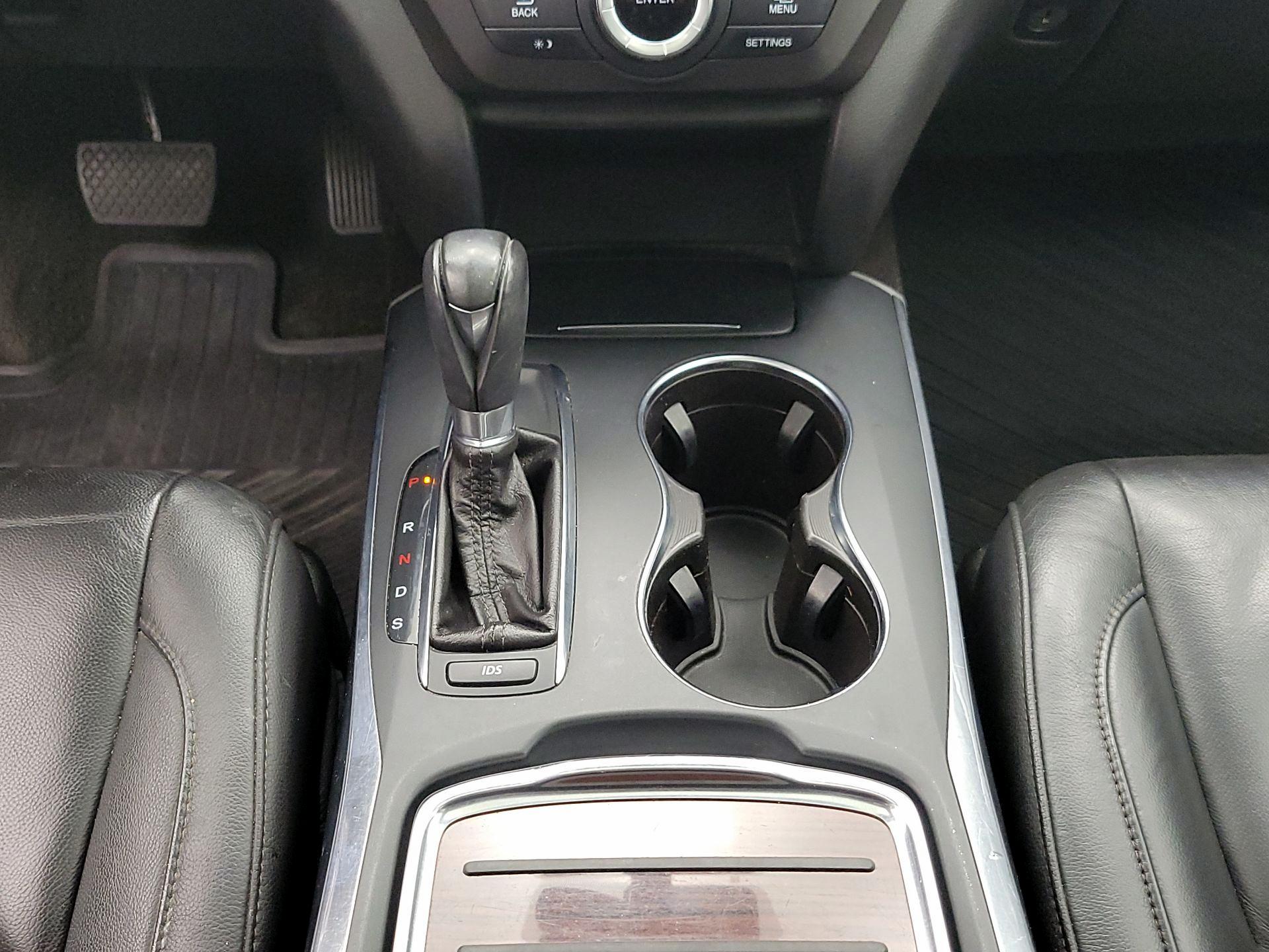 Thumbnail: 2015 Acura MDX - 18