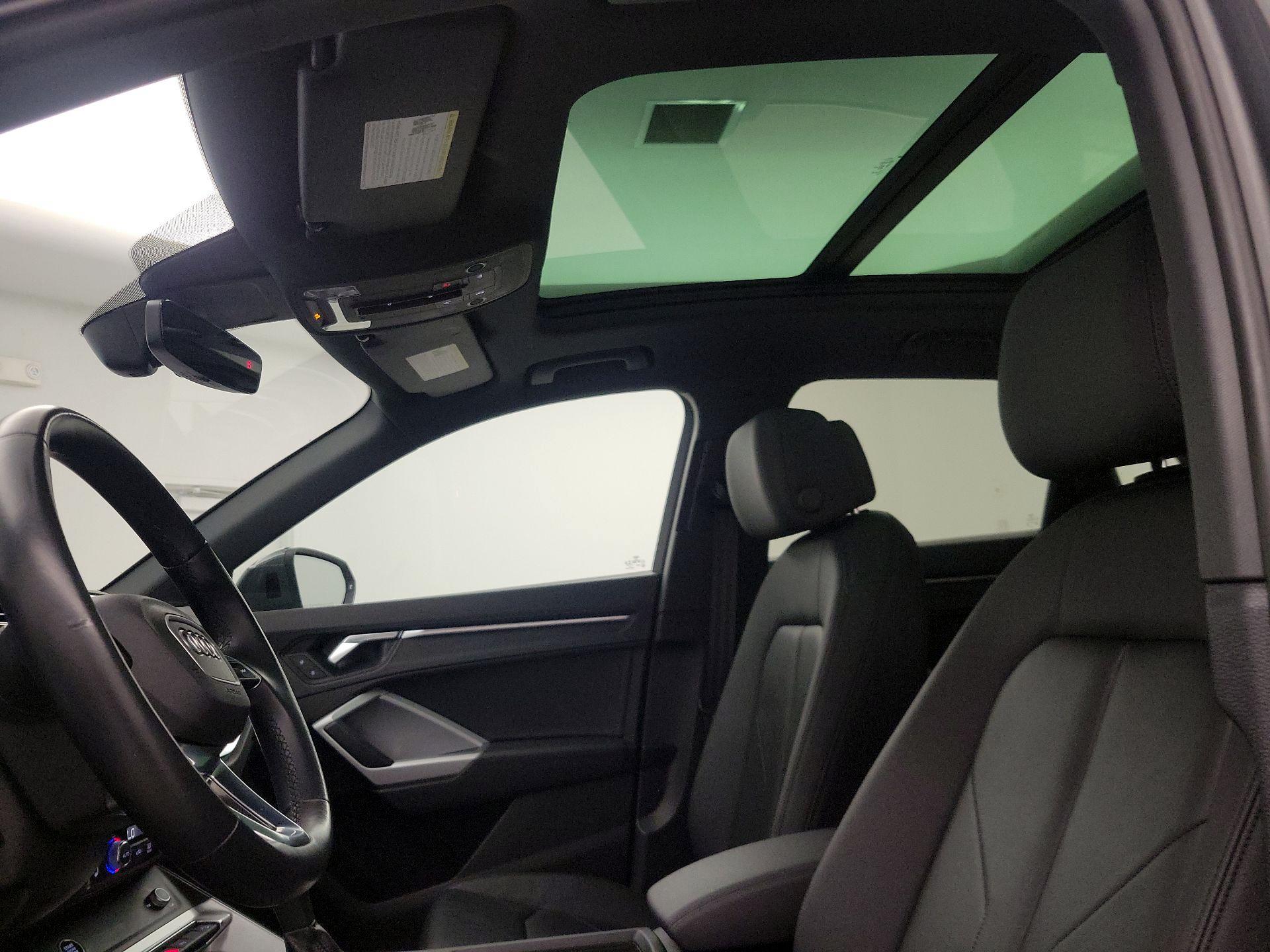 Thumbnail: 2022 Audi Q3 - 19