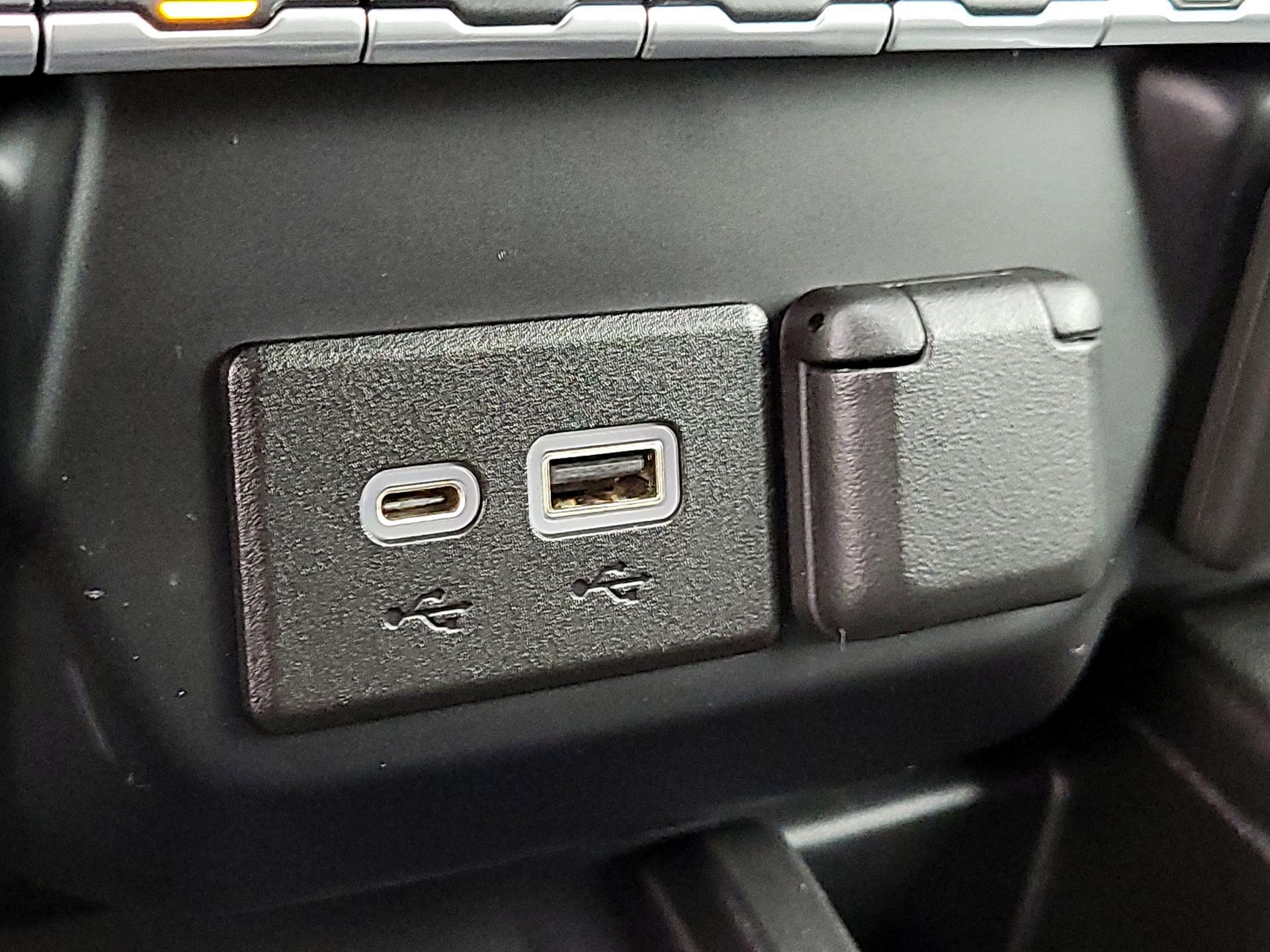 Thumbnail: 2022 GMC Sierra 2500 - 18