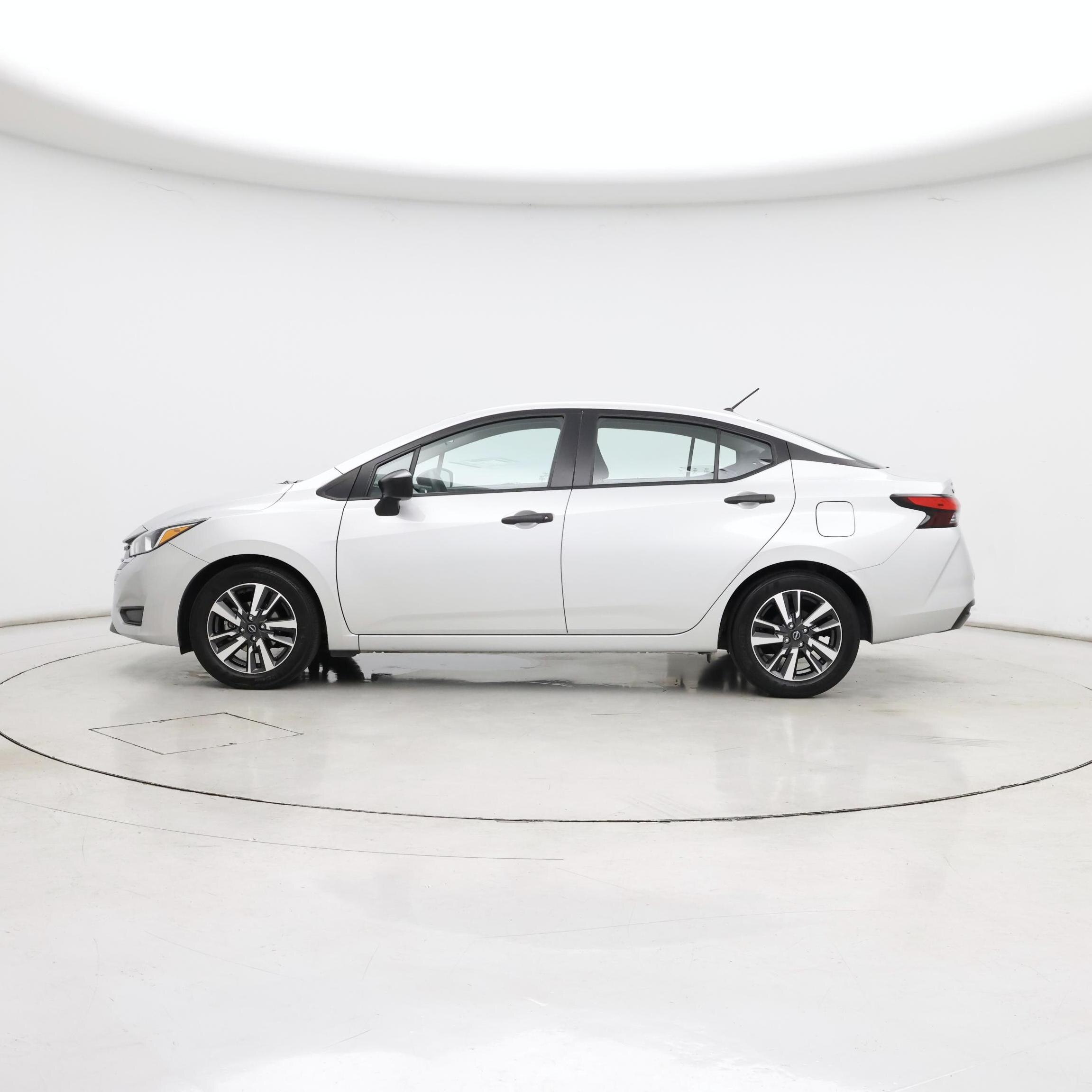 Thumbnail: 2024 Nissan Versa - 3