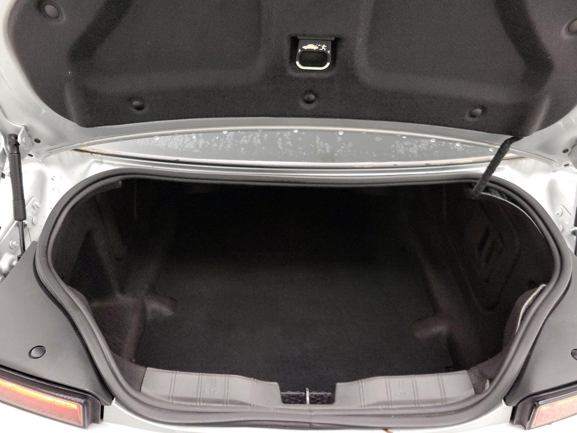 Thumbnail: 2018 Chevrolet Camaro - 17