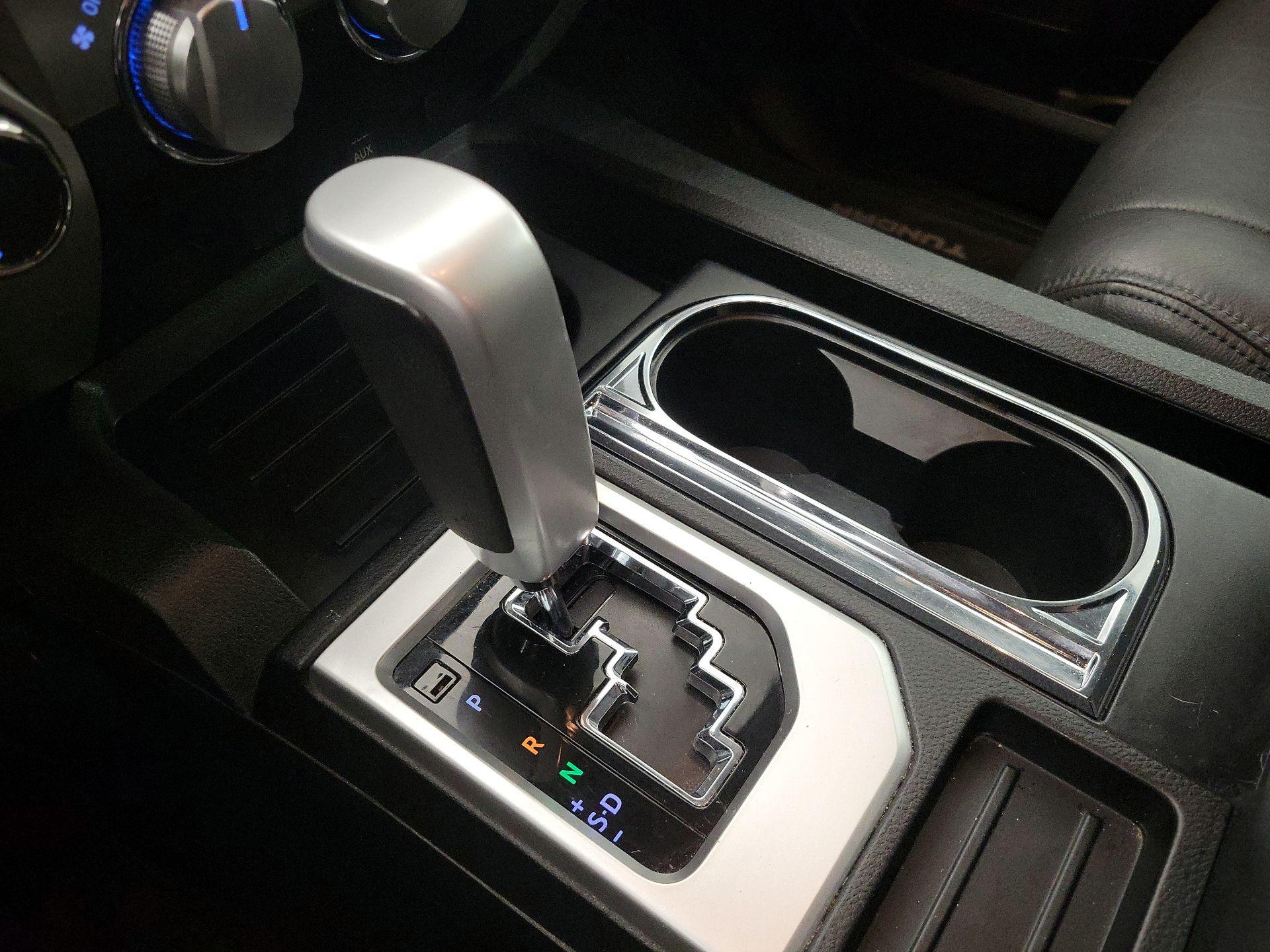 Thumbnail: 2018 Toyota Tundra - 17