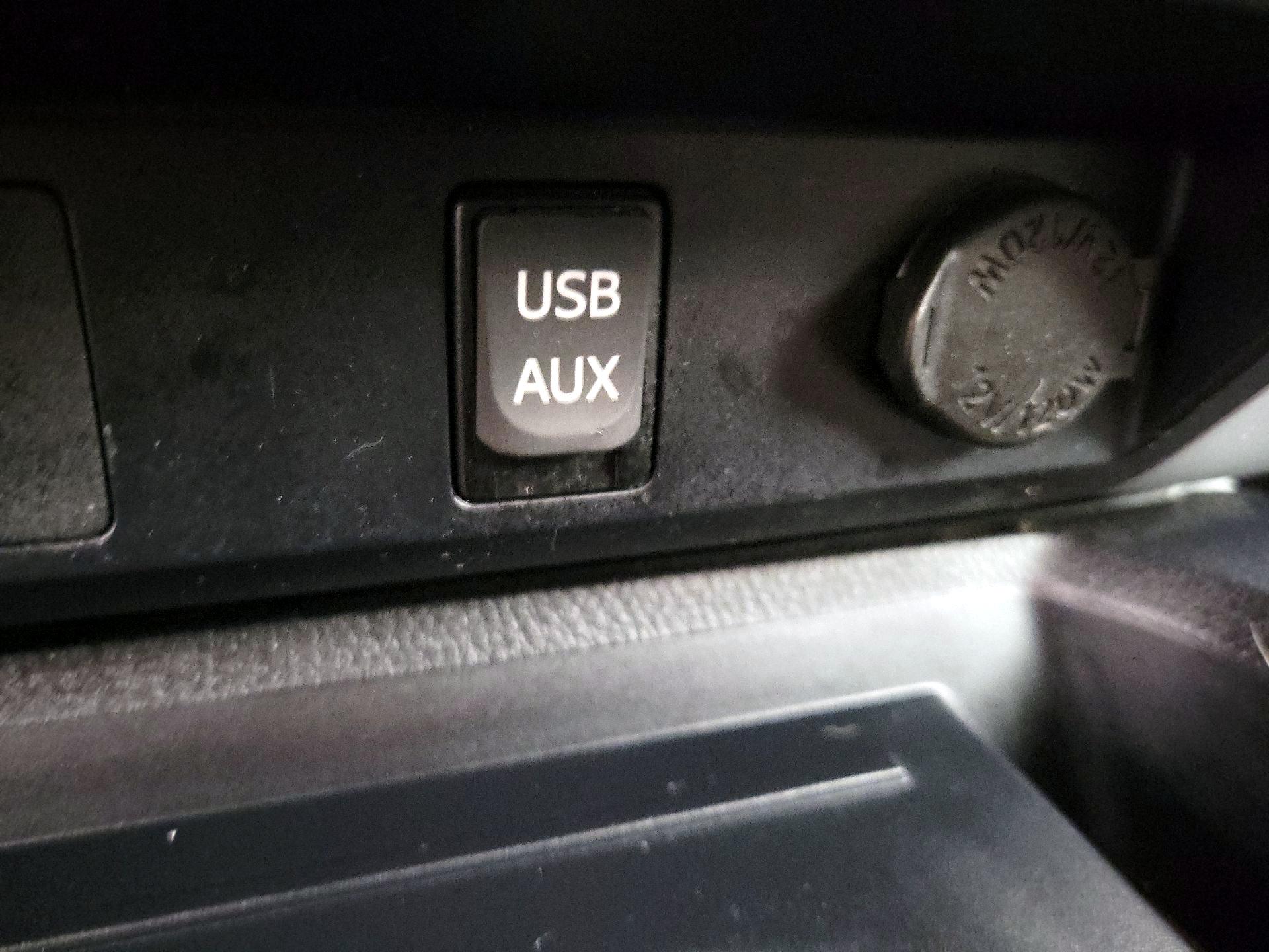 Thumbnail: 2018 Toyota Tundra - 18