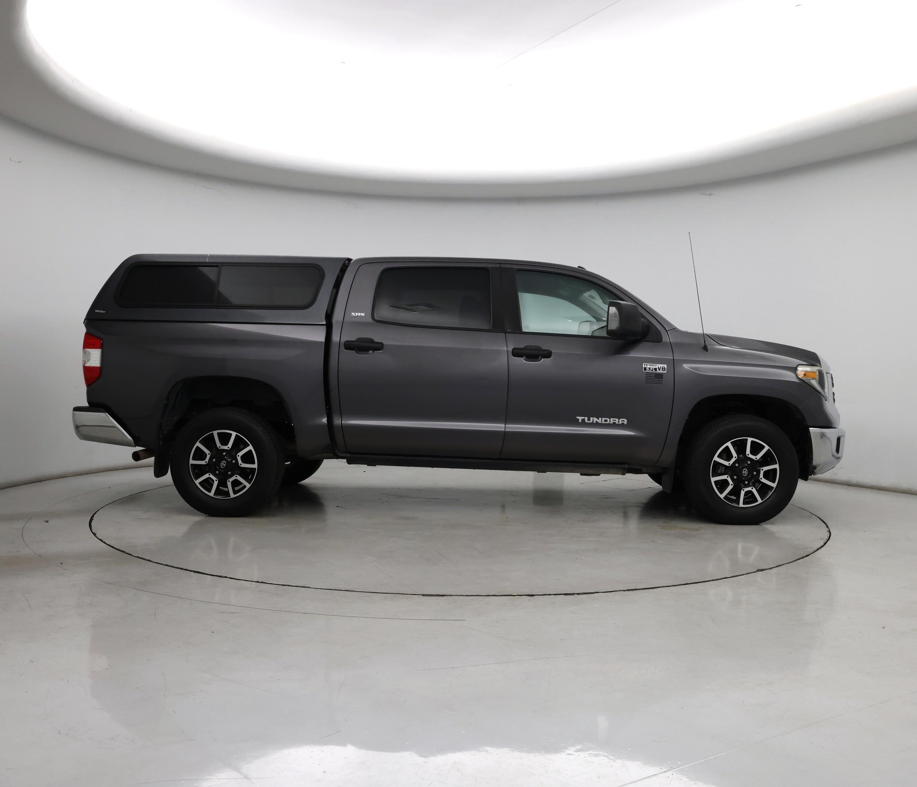 Thumbnail: 2018 Toyota Tundra - 7