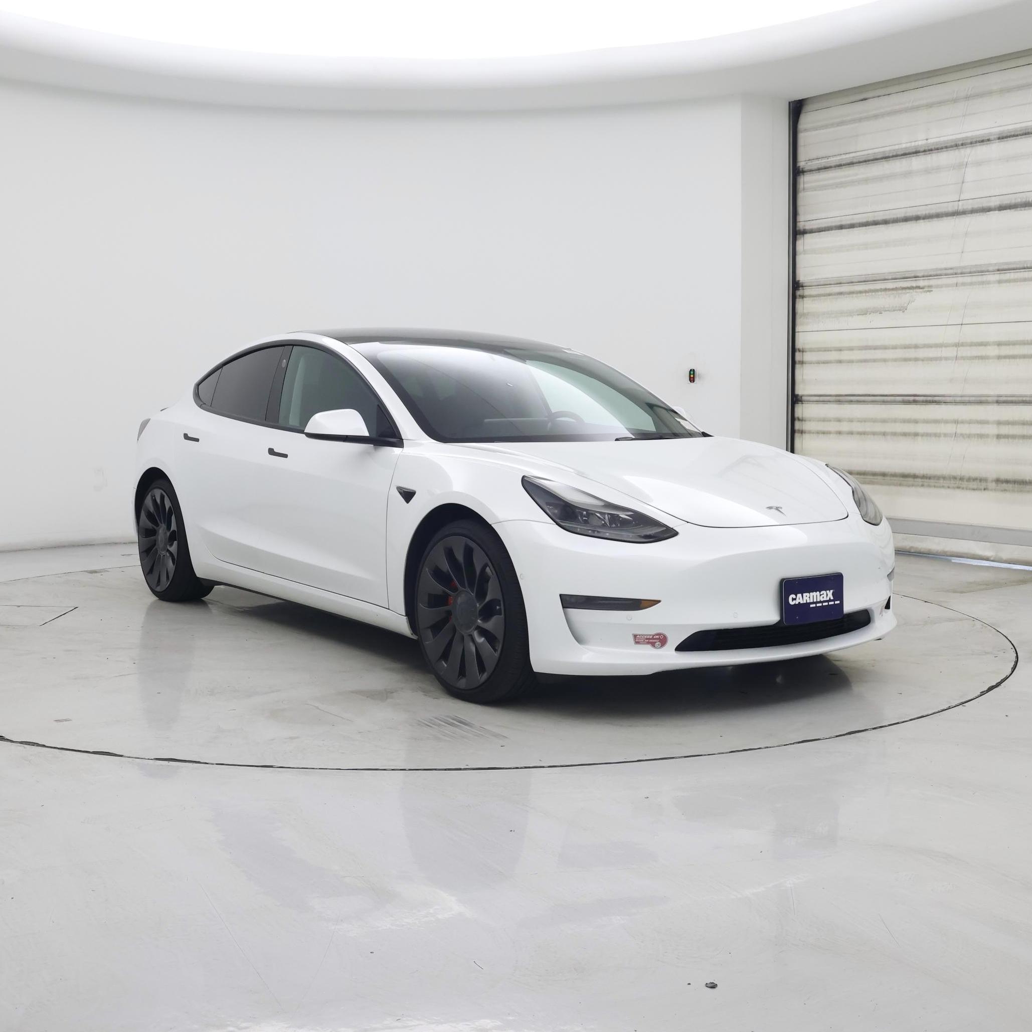 Thumbnail: 2022 Tesla Model 3 - 1