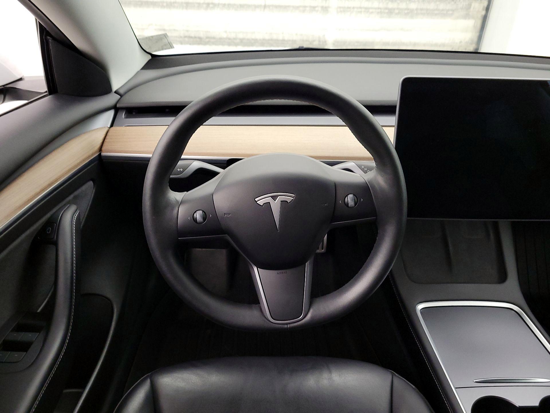 Thumbnail: 2022 Tesla Model 3 - 10