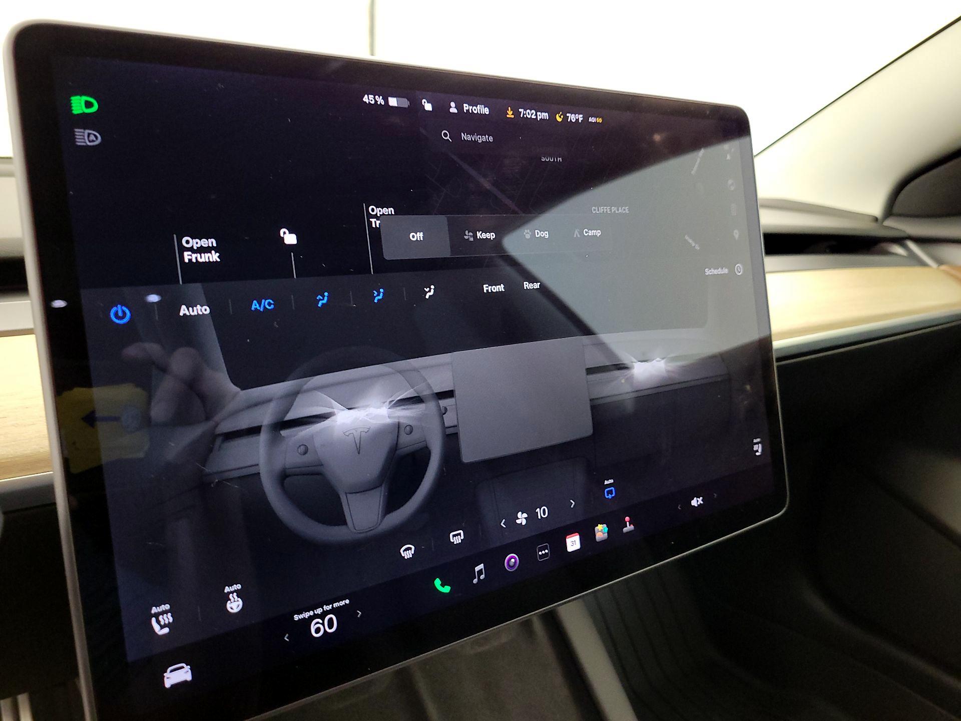 Thumbnail: 2022 Tesla Model 3 - 16