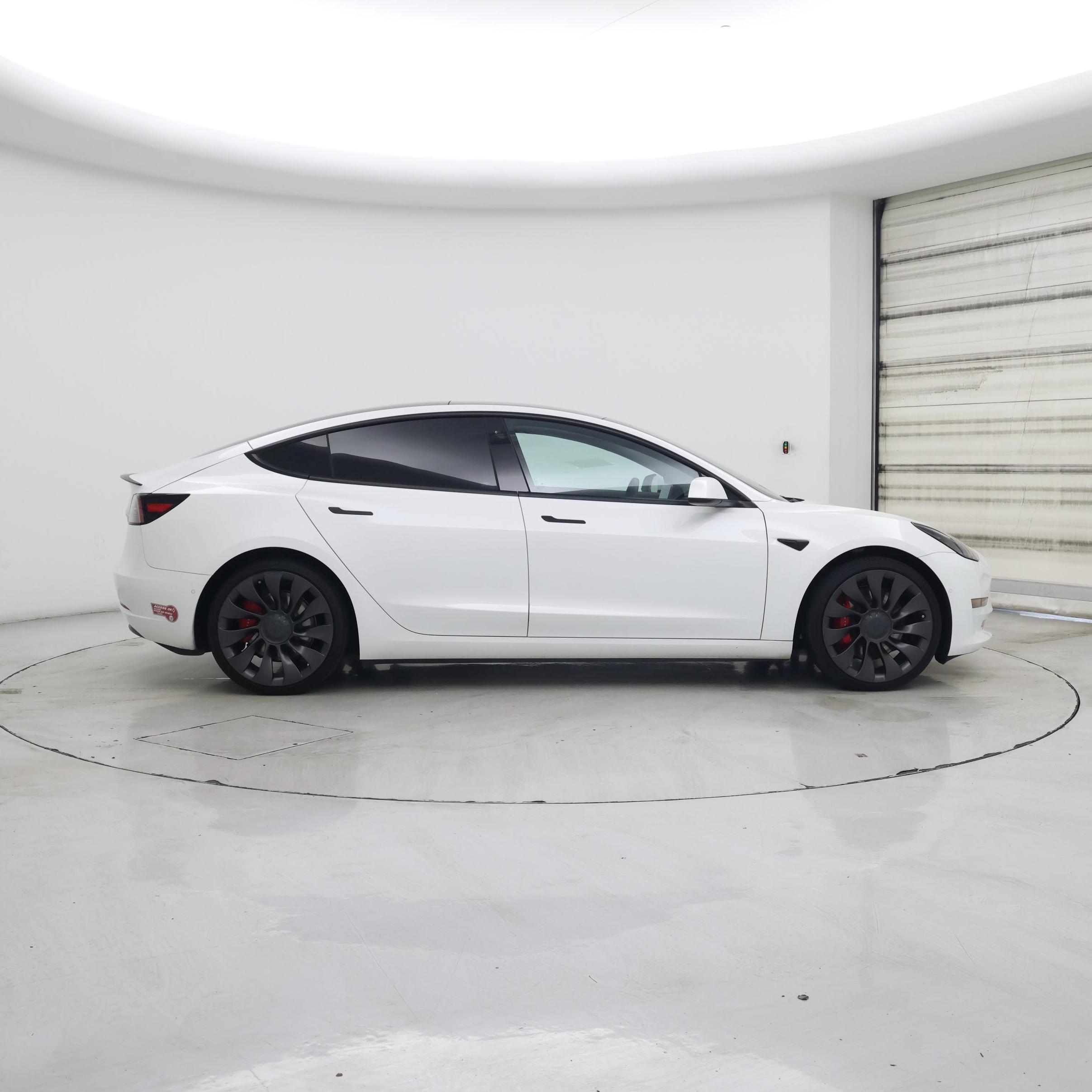 Thumbnail: 2022 Tesla Model 3 - 7