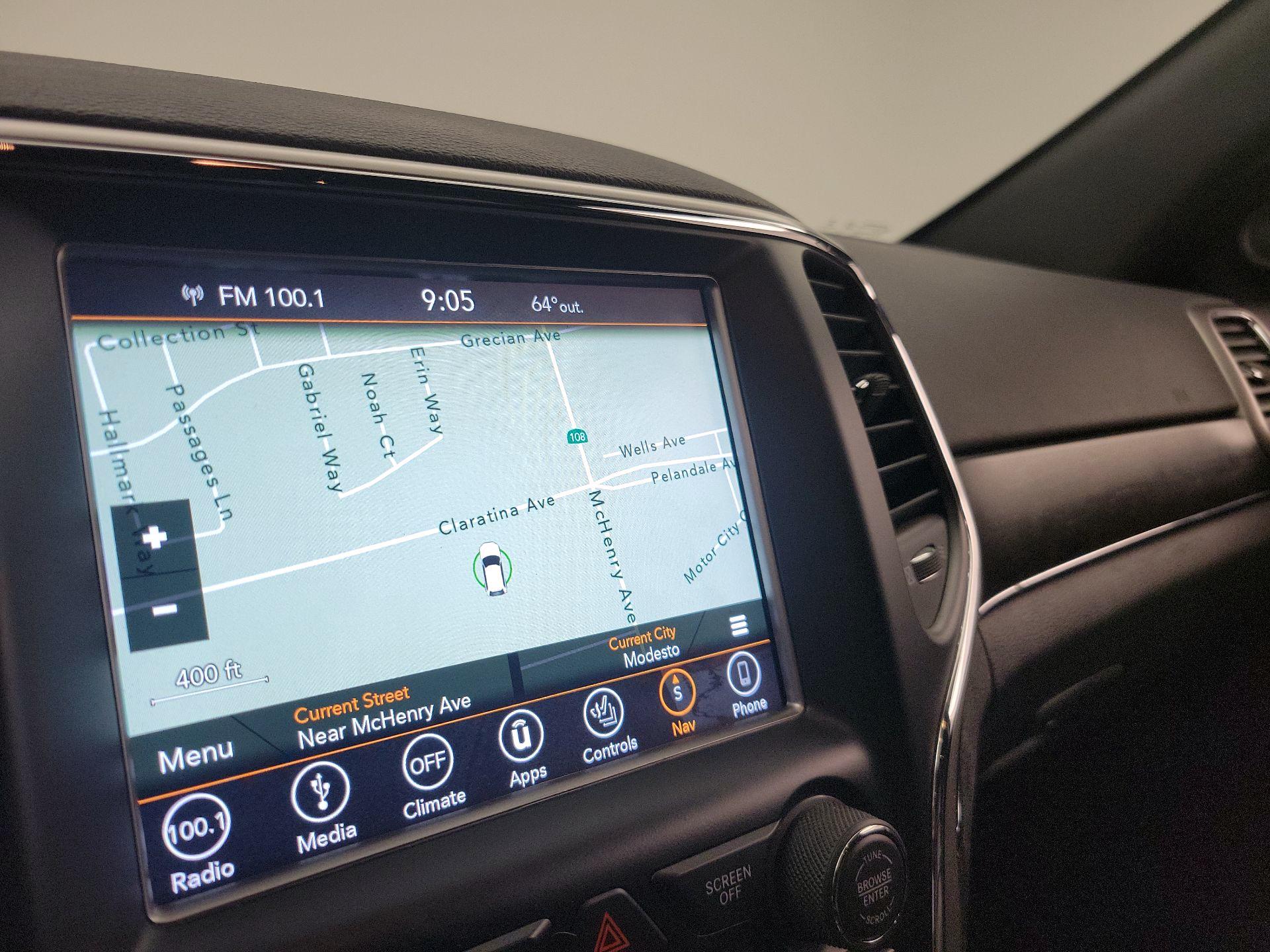 Thumbnail: 2018 Jeep Grand Cherokee - 14