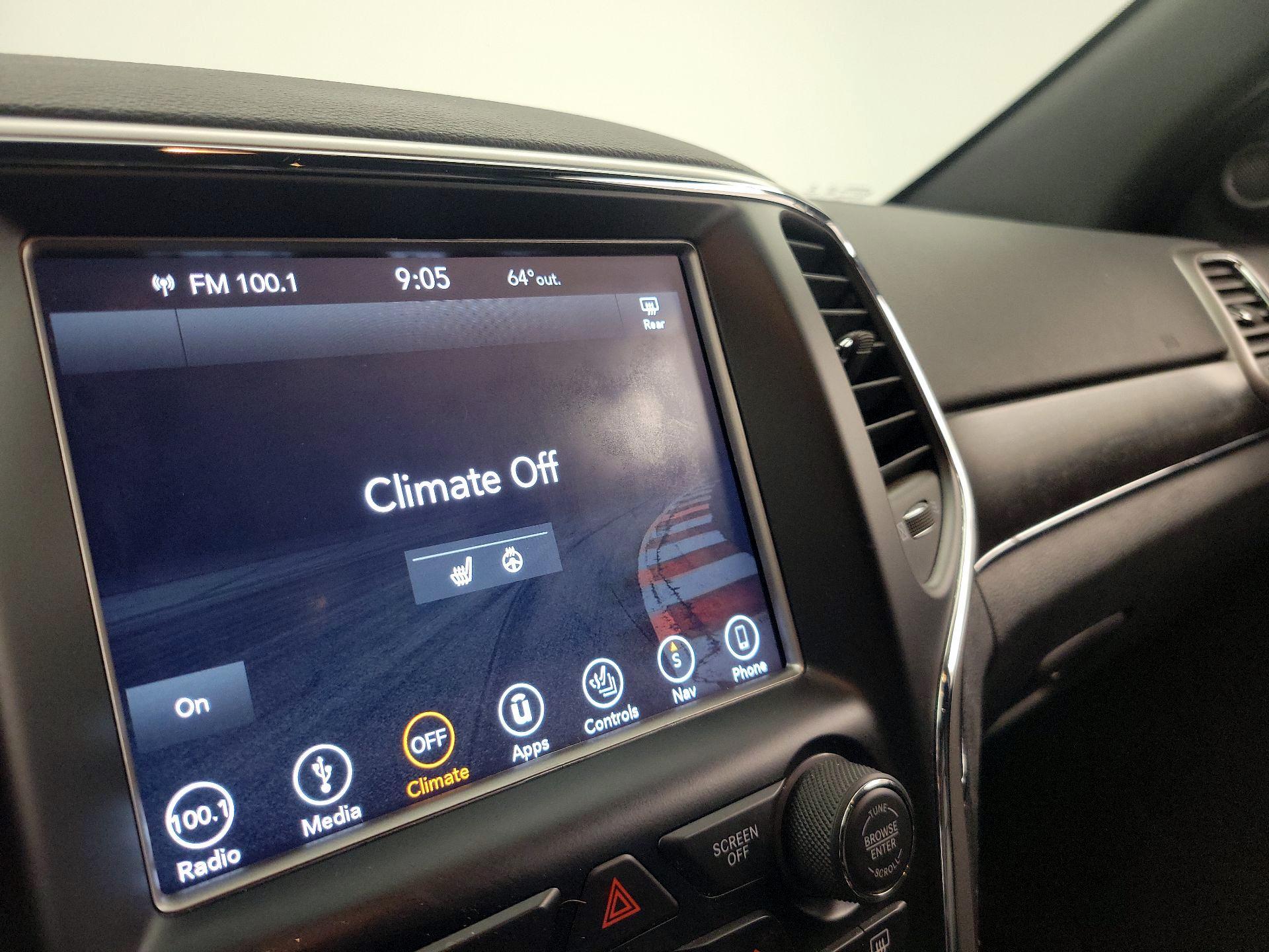 Thumbnail: 2018 Jeep Grand Cherokee - 16