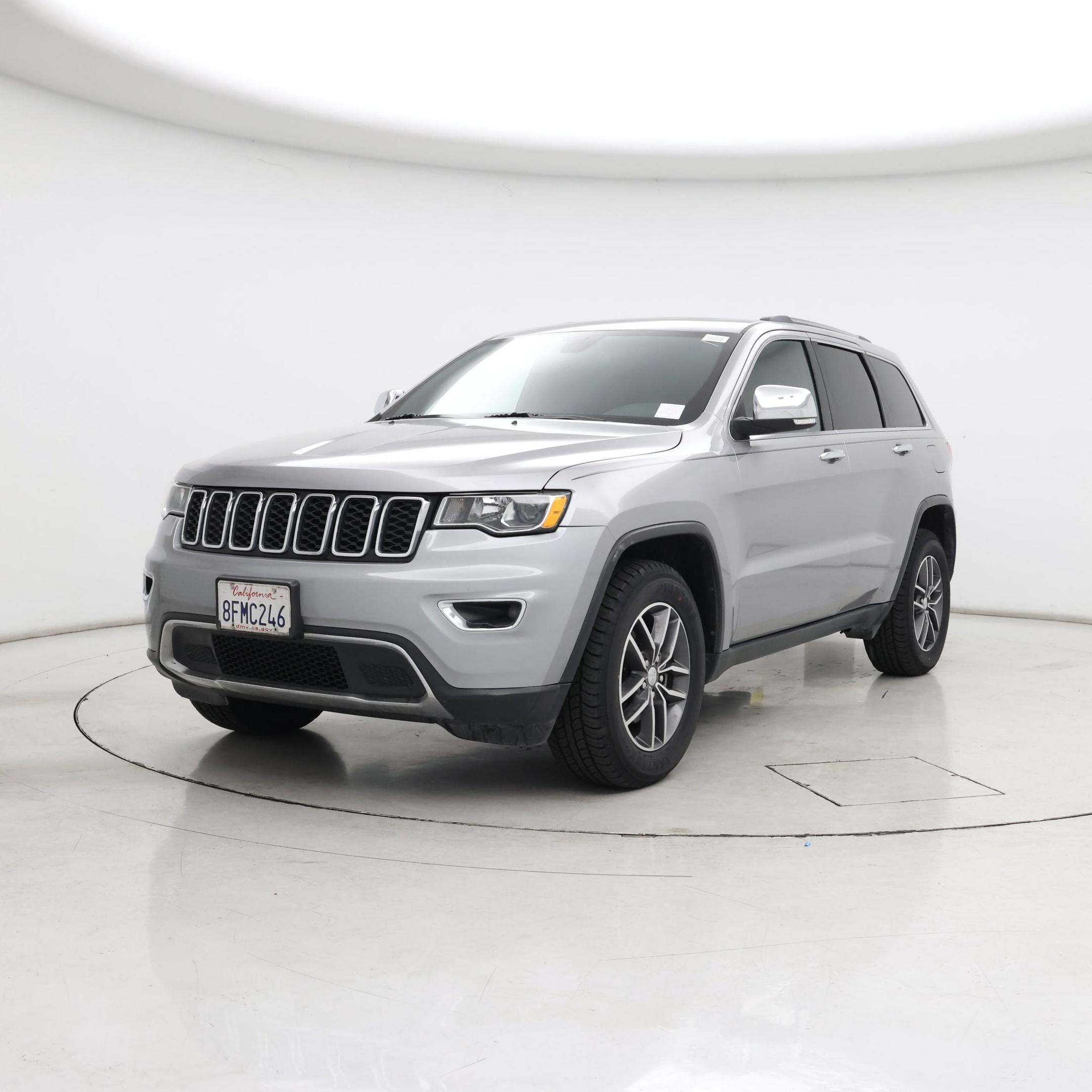 Thumbnail: 2018 Jeep Grand Cherokee - 4