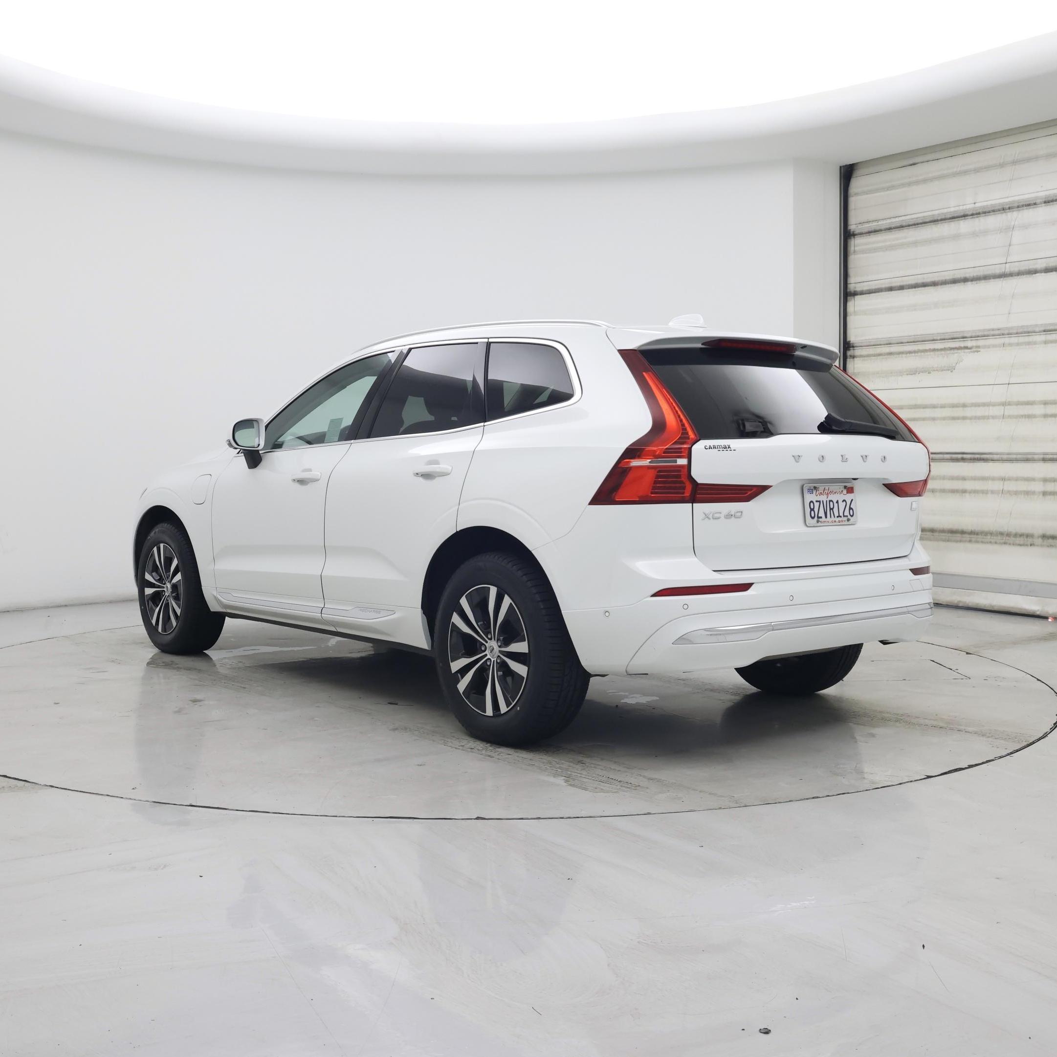 Thumbnail: 2022 Volvo XC60 - 2