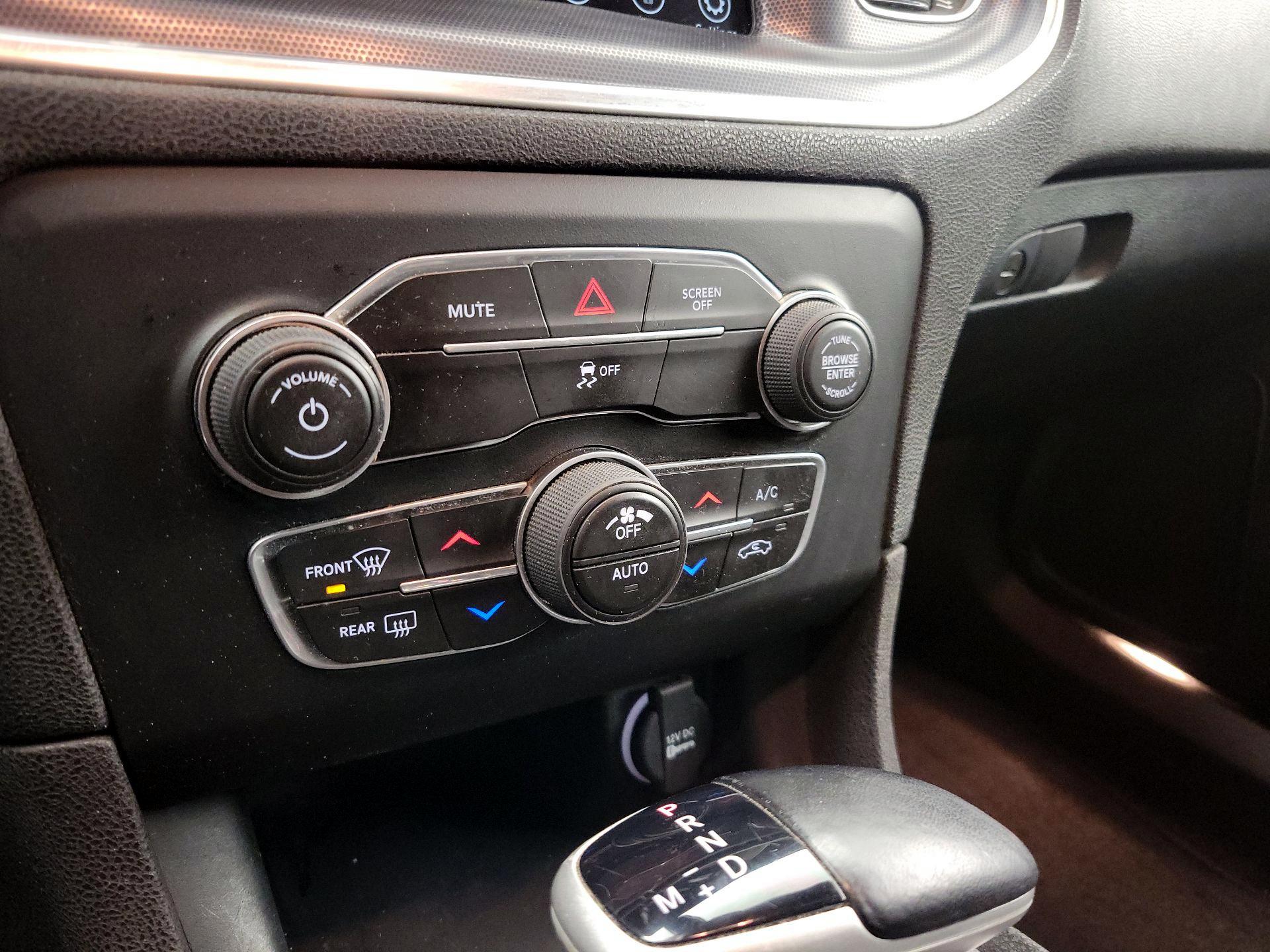 Thumbnail: 2017 Dodge Charger - 15