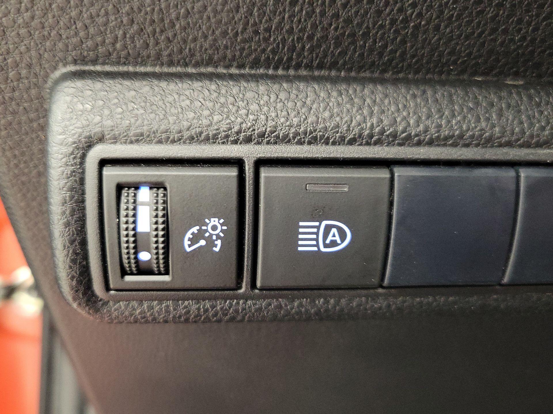 Thumbnail: 2019 Toyota Corolla - 13