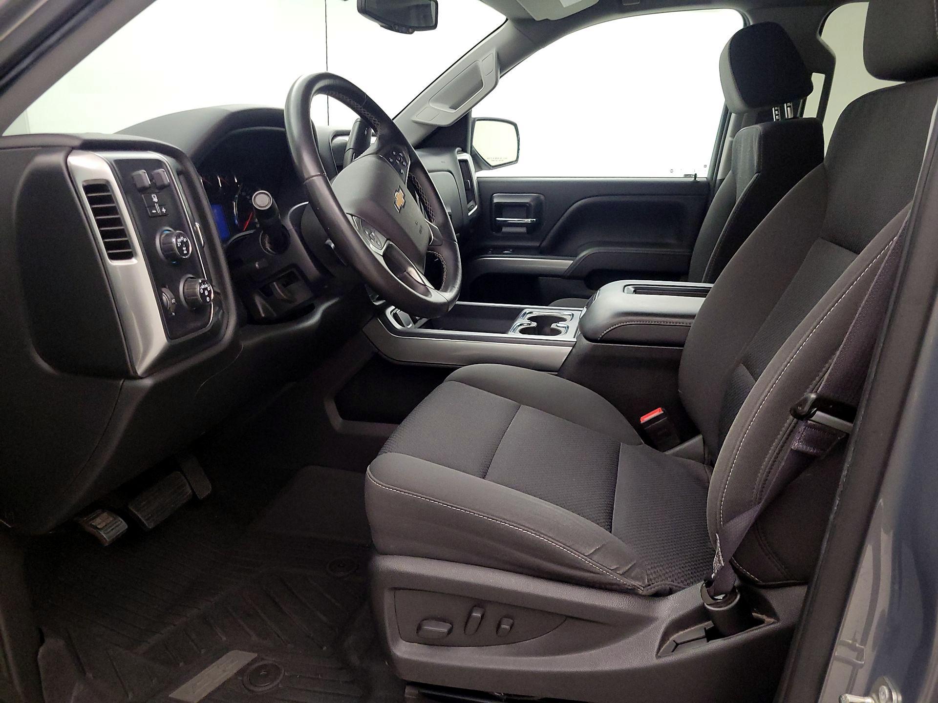 Thumbnail: 2017 Chevrolet Silverado 1500 - 11