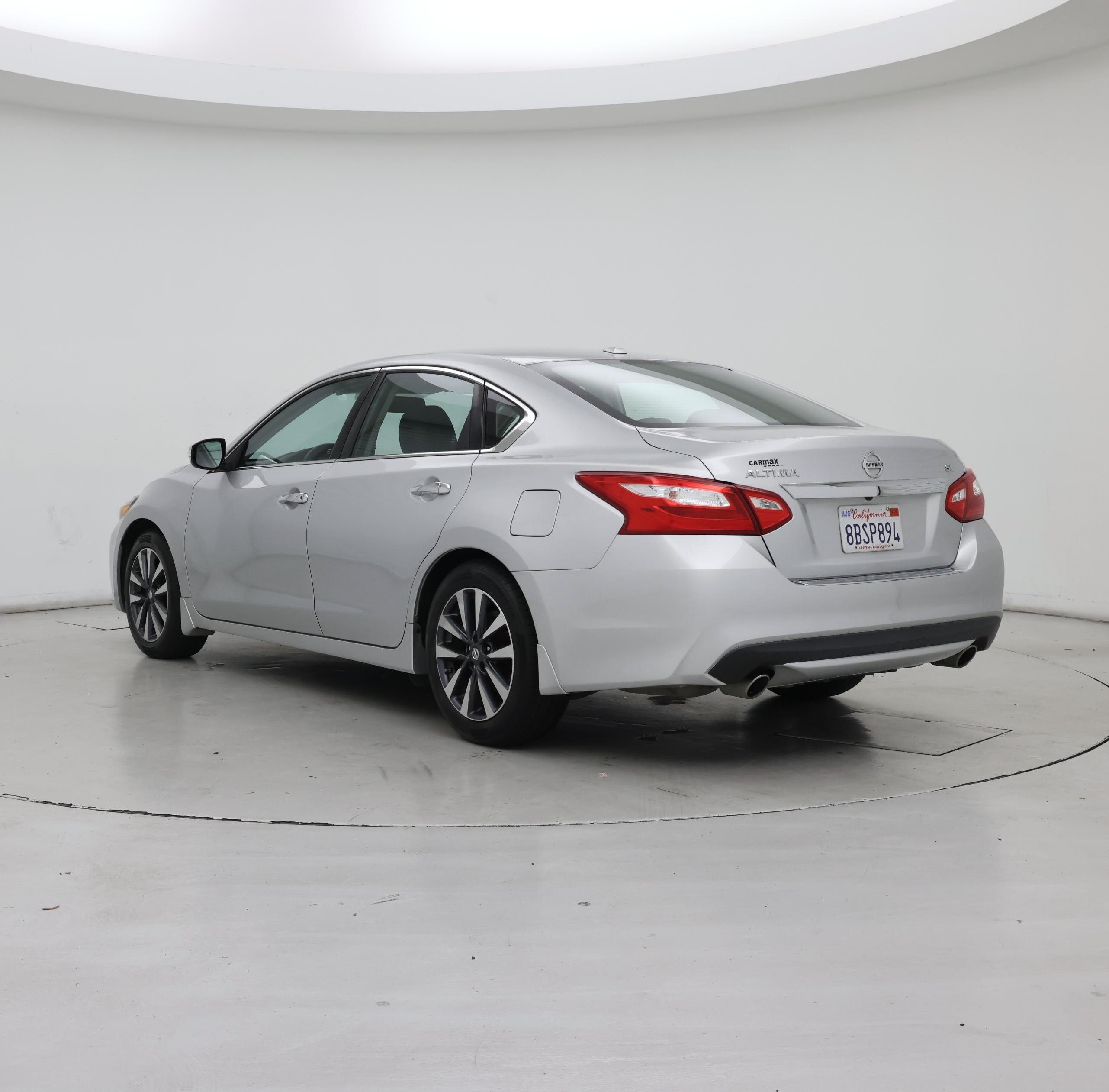 Thumbnail: 2017 Nissan Altima - 2
