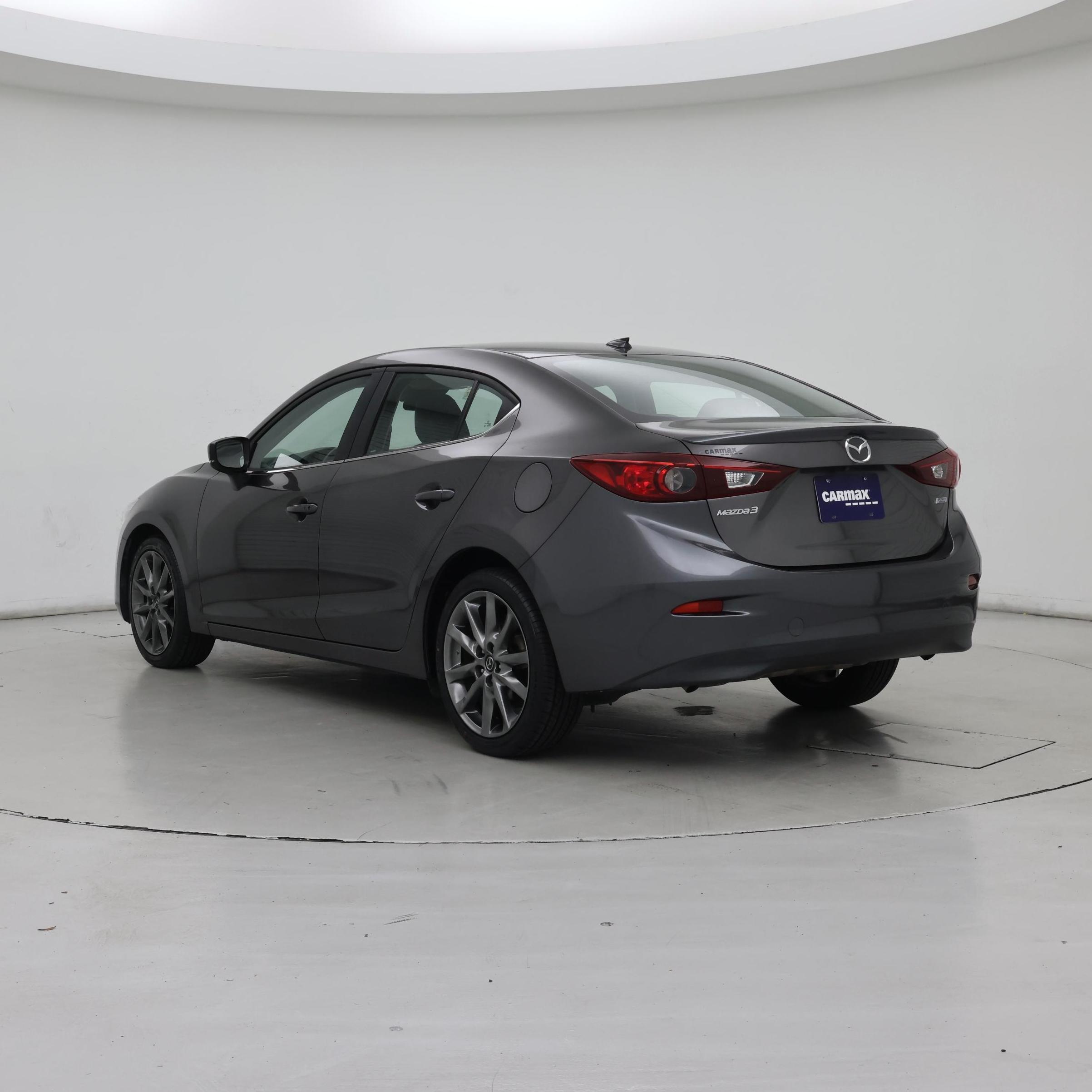 Thumbnail: 2018 Mazda Mazda3 - 2