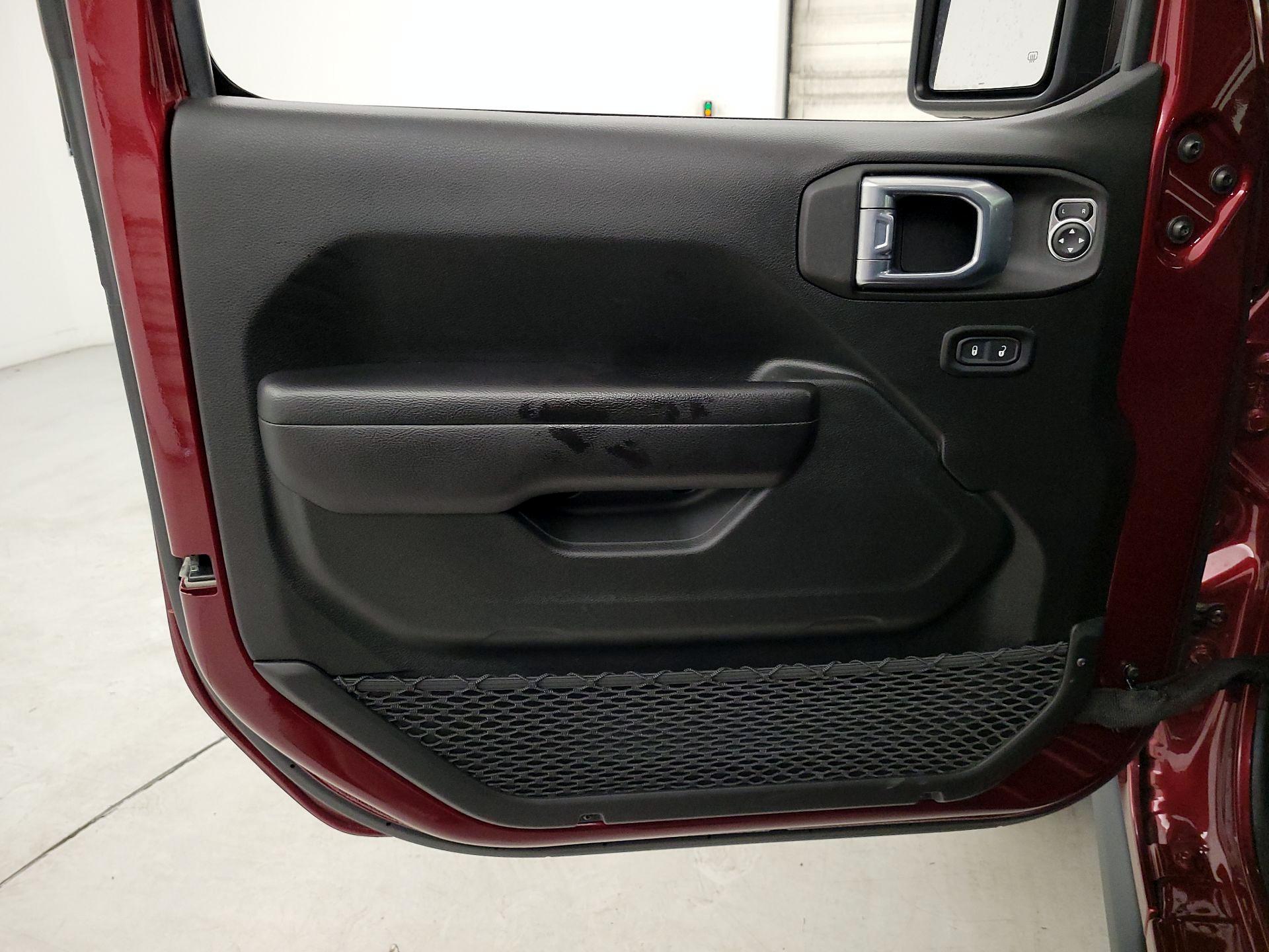 Thumbnail: 2021 Jeep Wrangler - 12