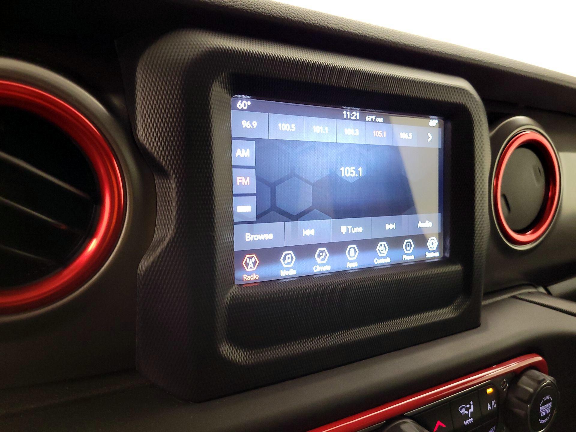 Thumbnail: 2021 Jeep Wrangler - 15